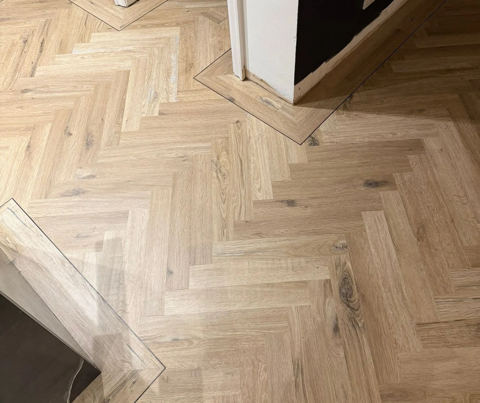 Karndean - Domestic - East Hull - 4a.jpeg