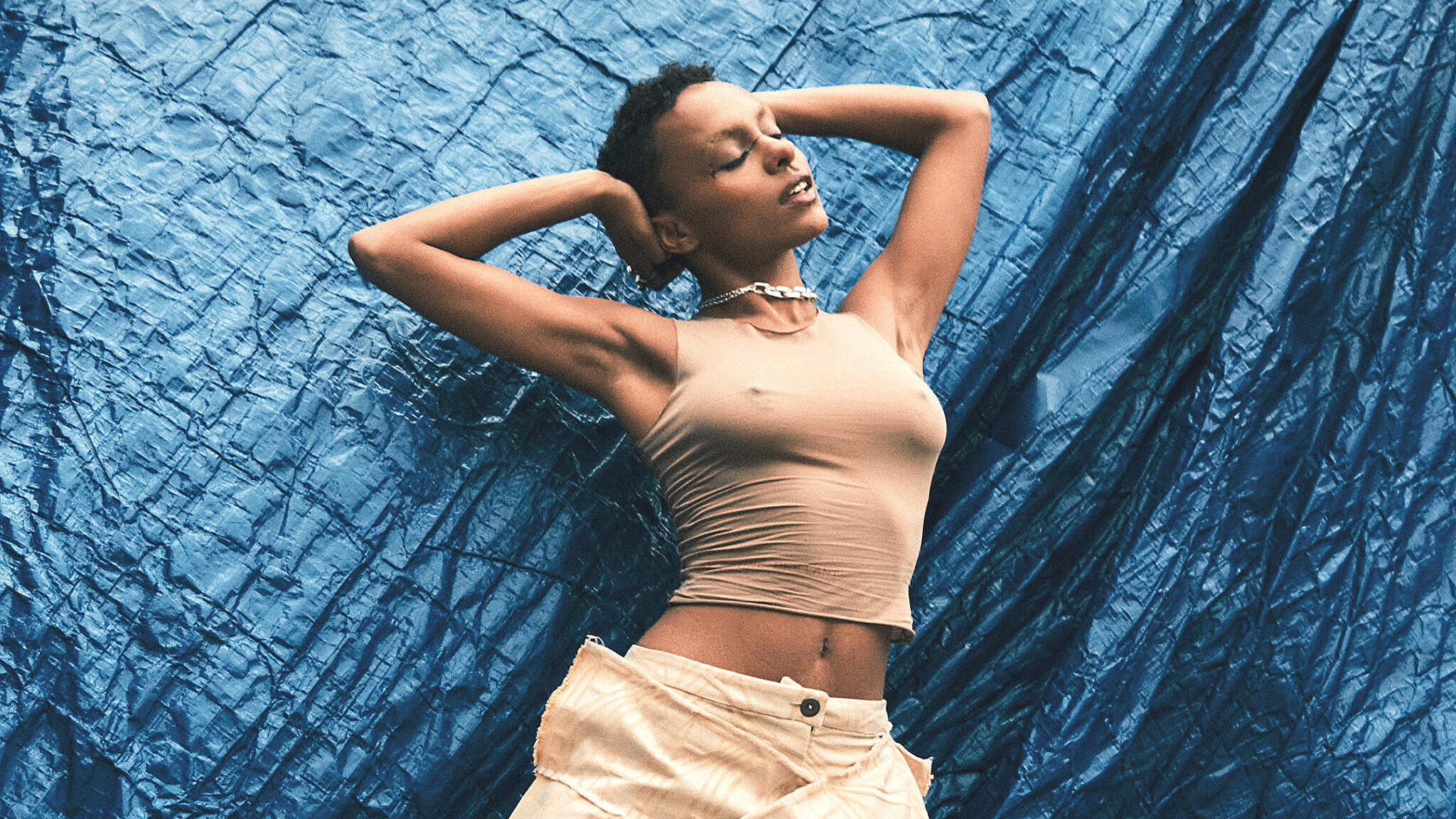 Under the radar - 5 artists to lstn. to this week.