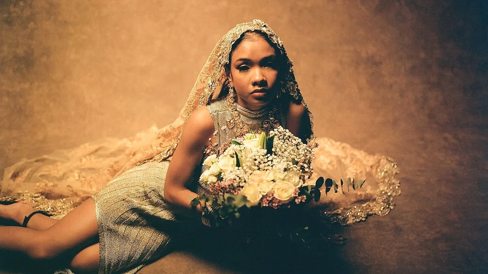 Under the radar - 5 artists to lstn. to this week.