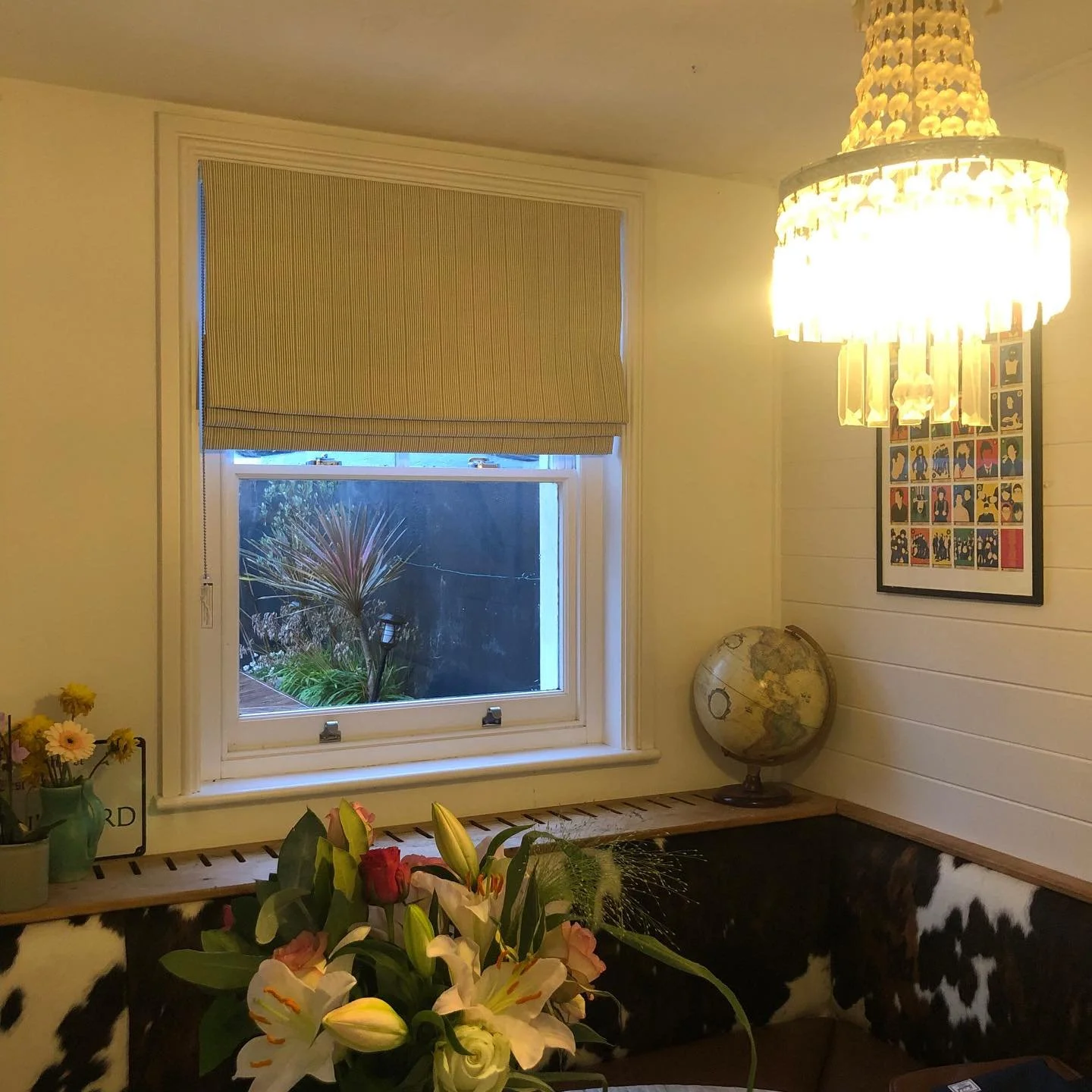 Cascading Roman blinds, made to measure and hand-sewn with care. Fully lined and interlined, they provide excellent insulation to help keep your home warm and comfortable.

This style of blind works particularly beautifully in recessed windows, creat