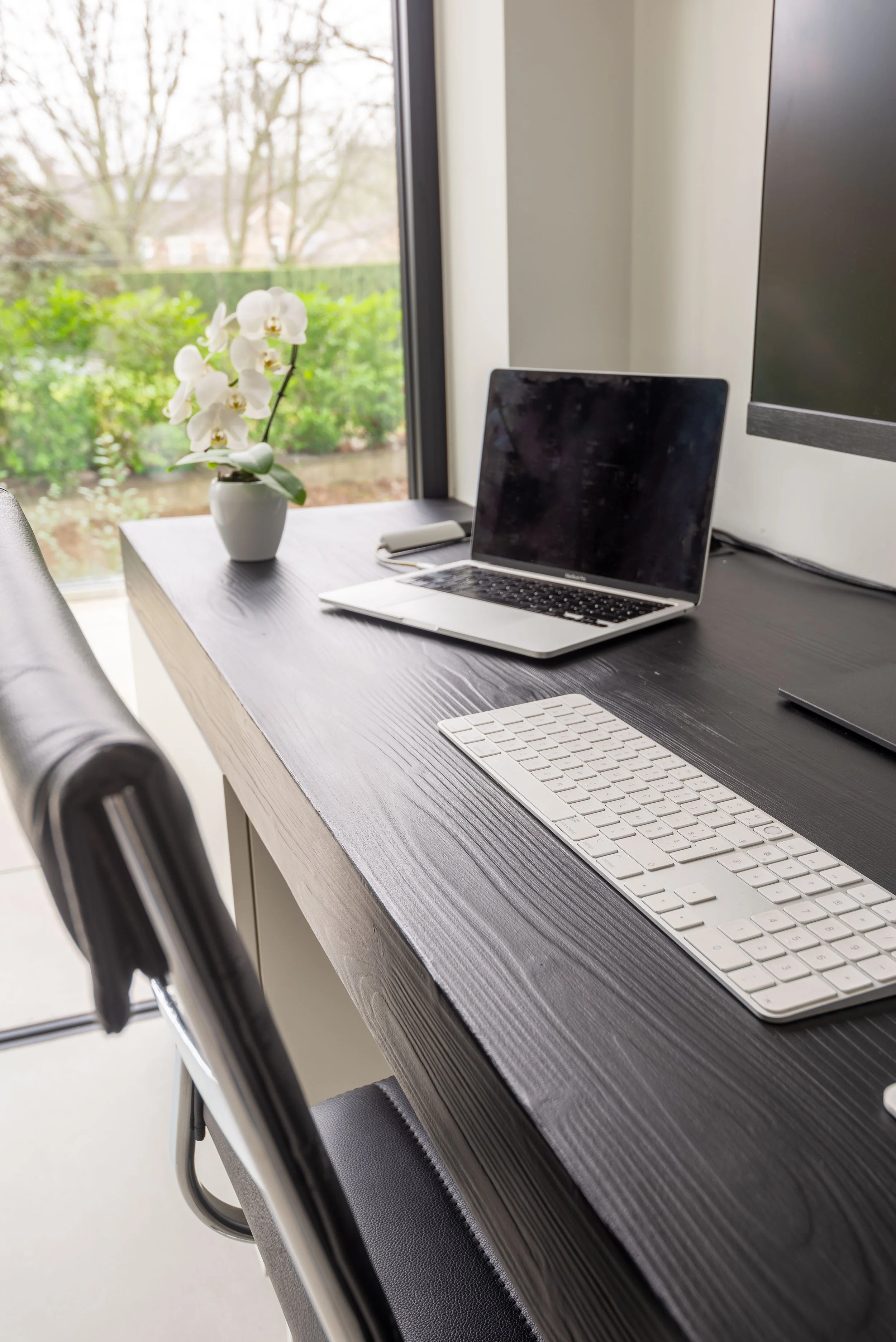 AN_Bureau-1.jpg