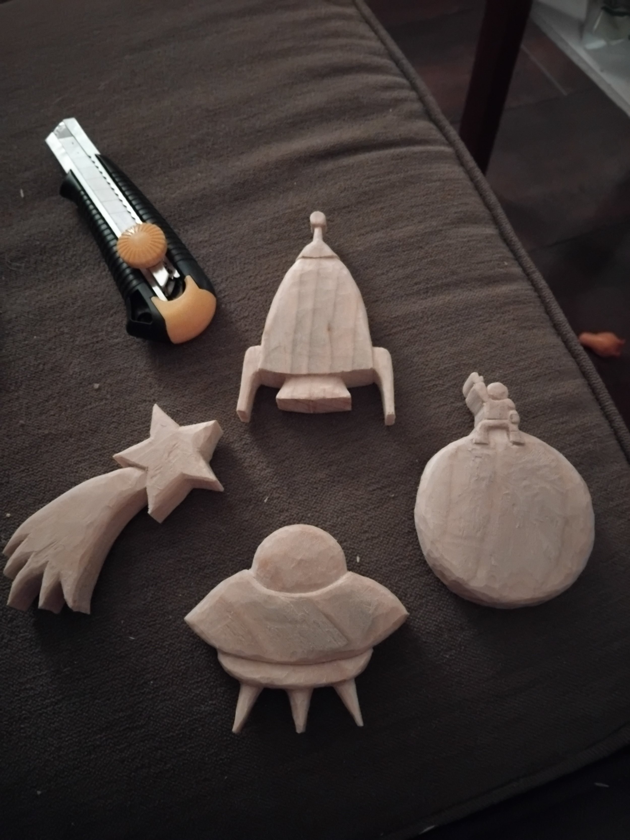 Svo er tálgað og pússað