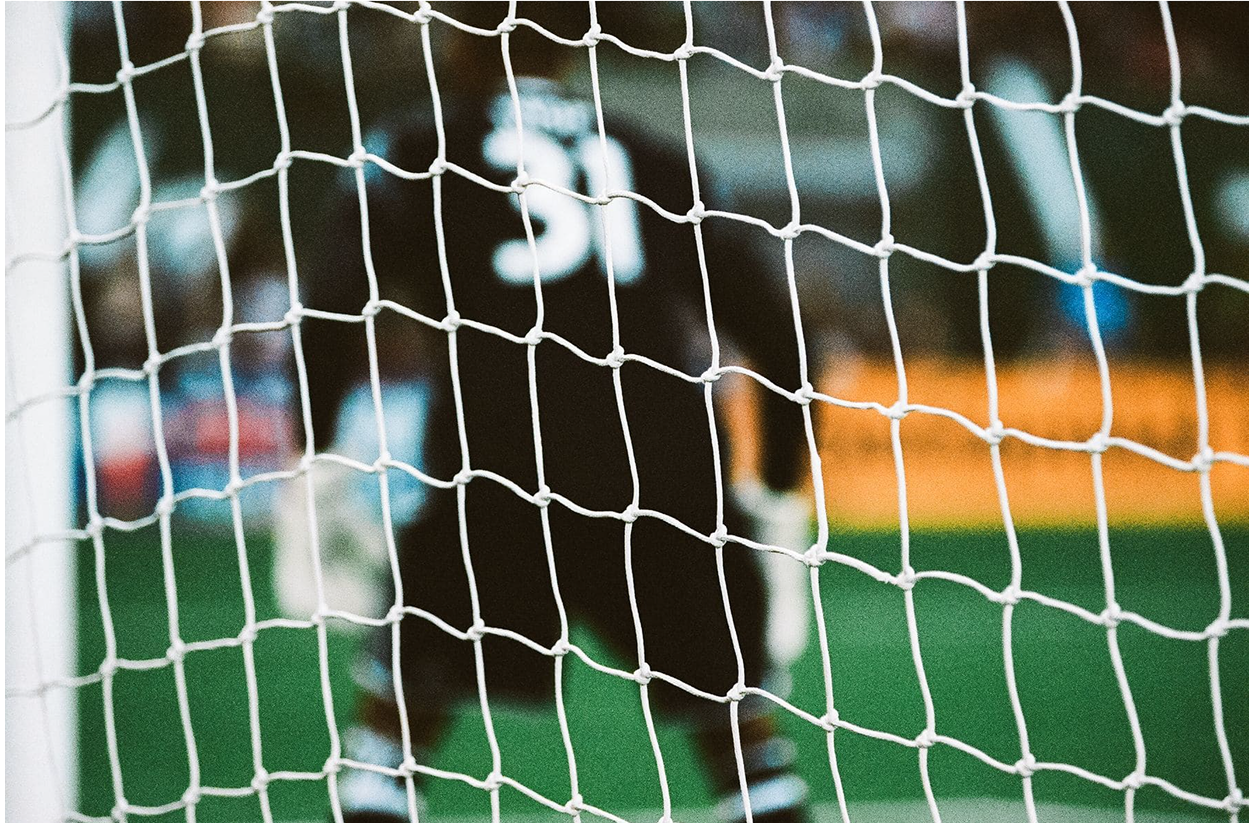 Football_g1Kr4Ozfoac-Stills.png