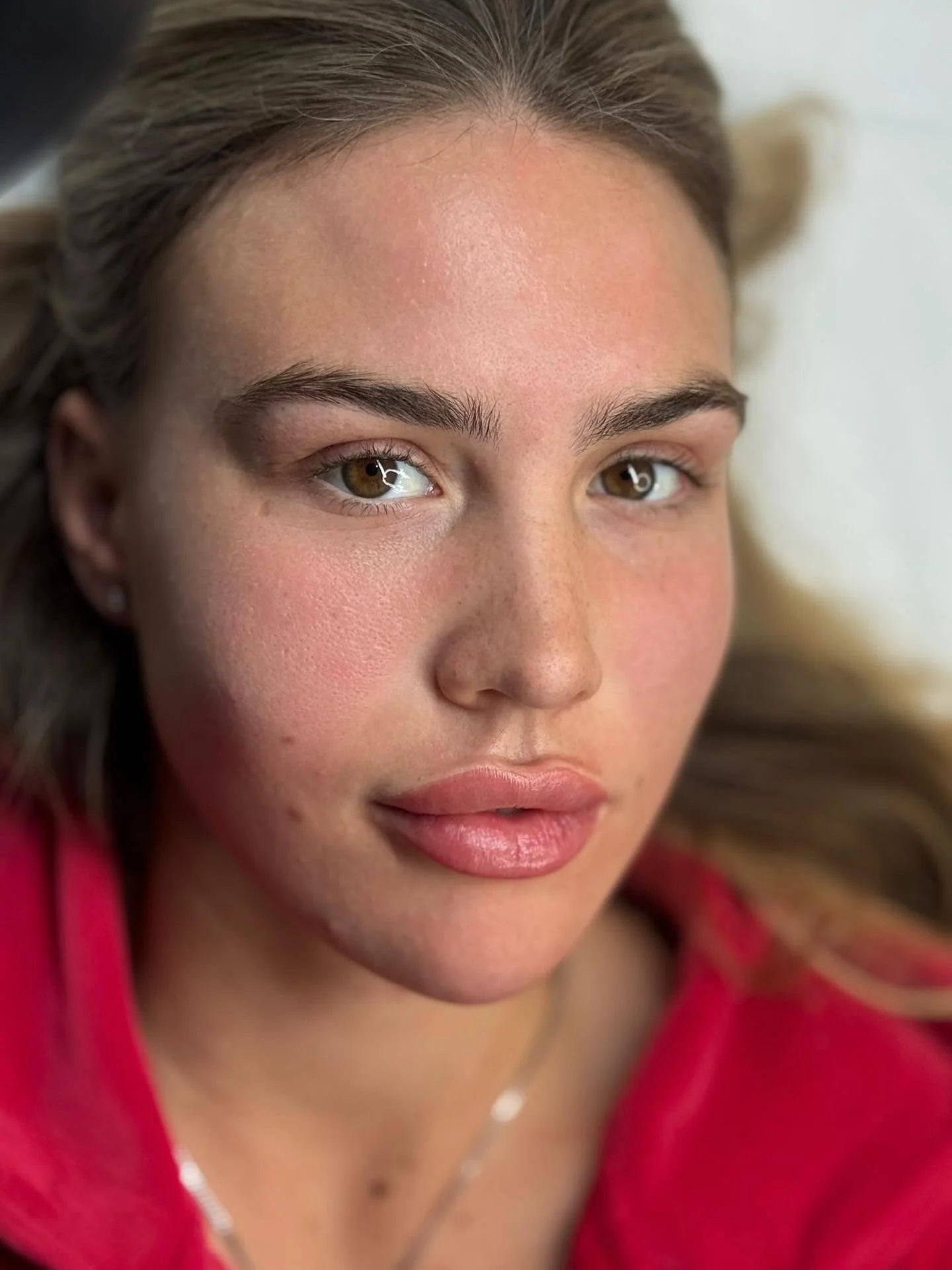 Softly tinted. Perfectly balanced. Effortlessly YOU 👄✨

Lip blush is quickly becoming everyone&rsquo;s latest obsession and here&rsquo;s why&hellip;

This semi-permanent treatment enhances your natural lip colour, improves symmetry and creates the i