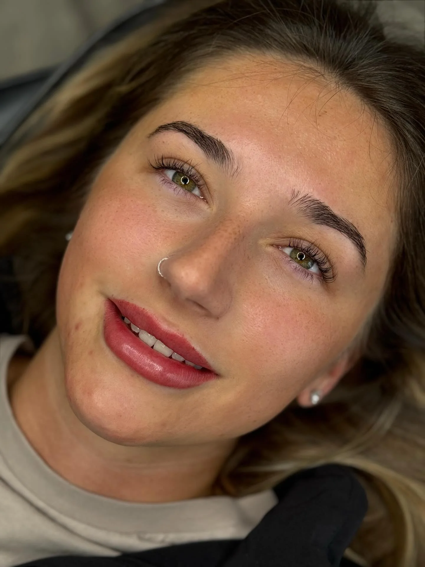 She&rsquo;s in her &lsquo;lips always blushed&rsquo; era 💋💄

A soft lip blush designed to enhance the natural lip tone, restore shape and add a fresh, healthy wash of colour.

The result? Fuller-looking, more defined lips with a smooth, seamless fi