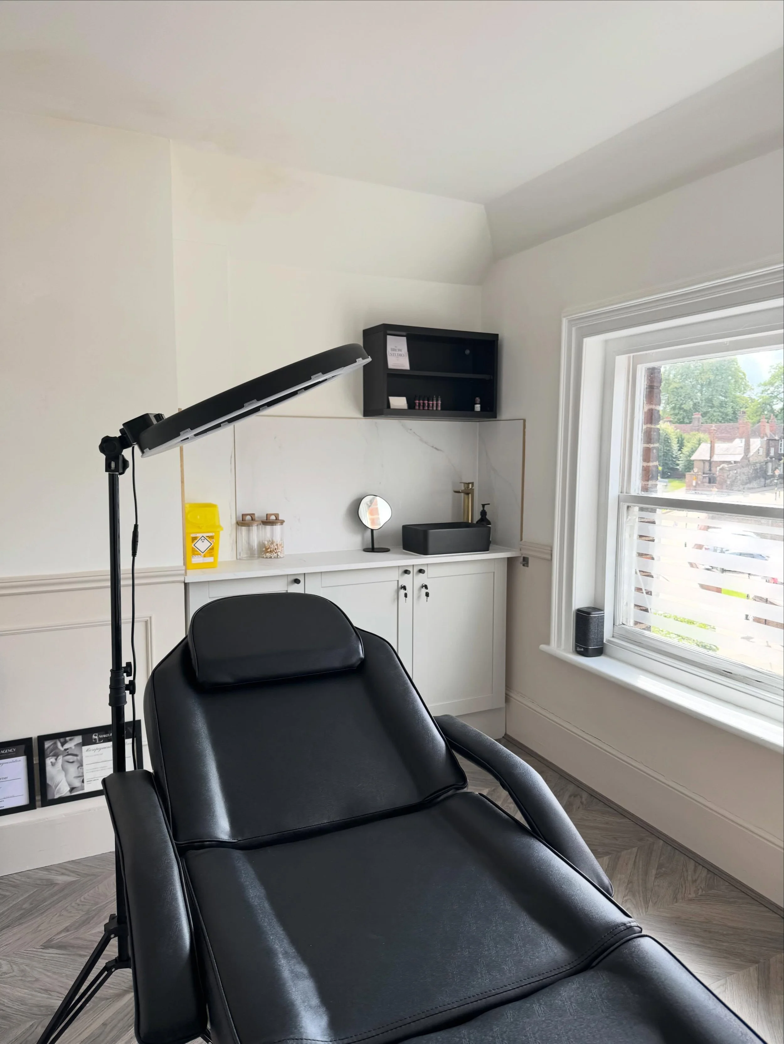 This is where the magic happens ✨

Welcome to Jenna Turner Permanent Cosmetics - my calm, private treatment space based inside Aura Aesthetics clinic on the historic Rochester High Street 🤍

With beautiful views overlooking Rochester Castle and Cath