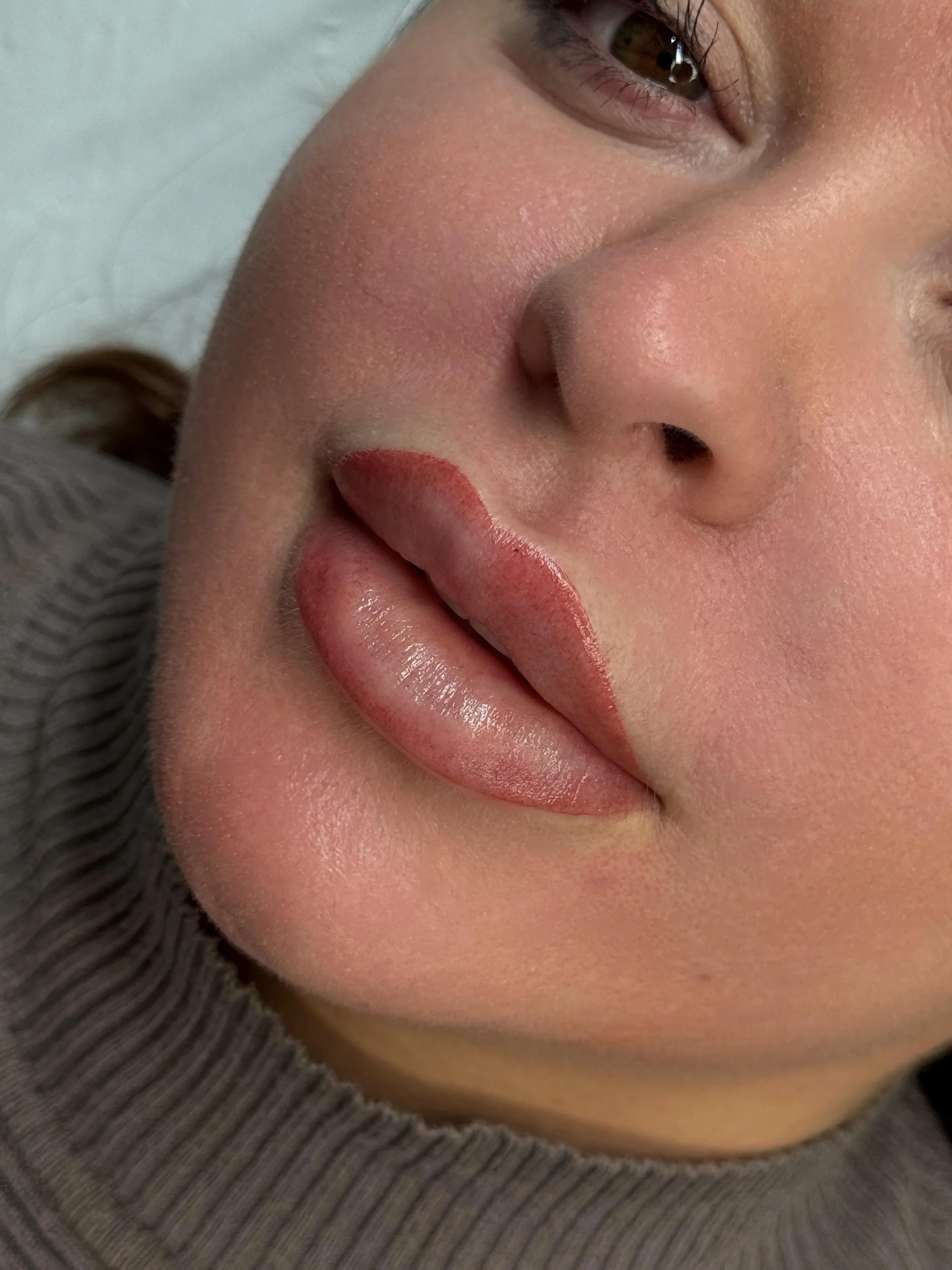 Soft definition, seamless blend and the prettiest flush of colour 💋✨

Fresh ombr&eacute; lip blush creating a fuller-looking, more balanced lip with that soft glossy finish 🤍

The perfect treatment for anyone wanting effortless, everyday lips with 