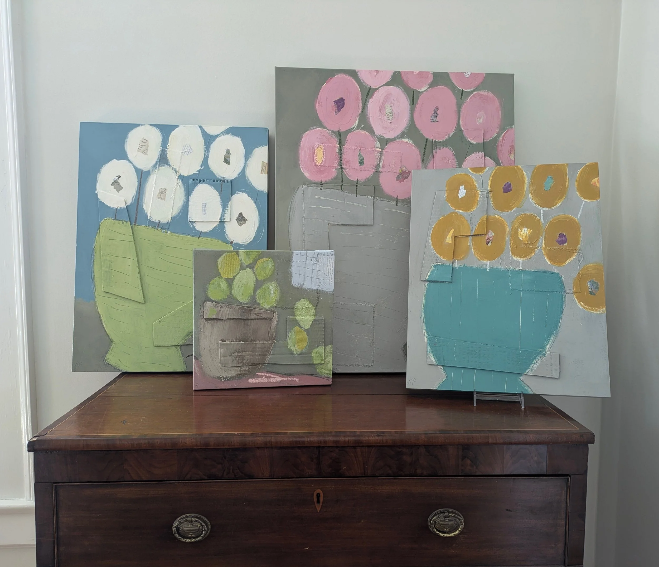 floral grouping on dresser.jpg