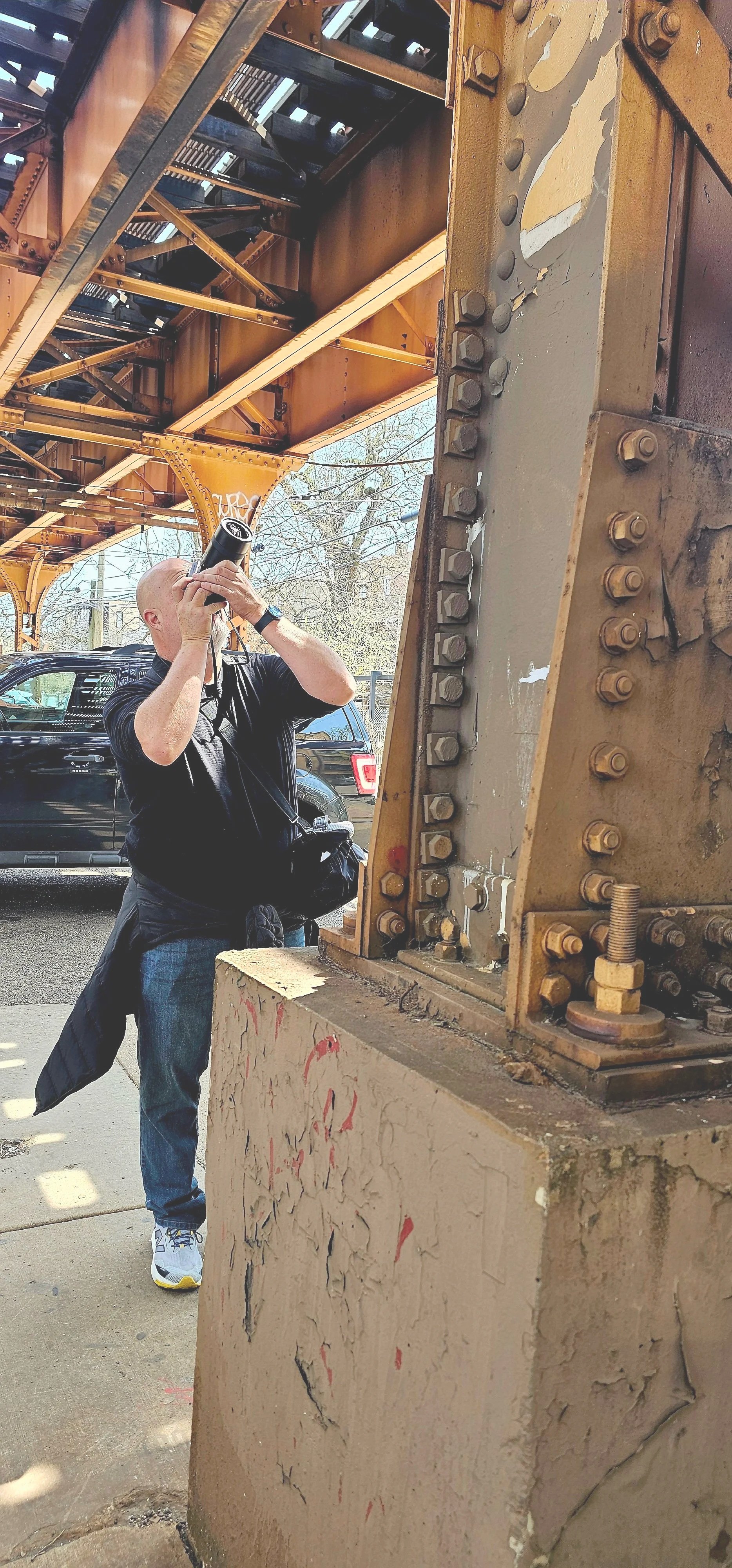 Clint Strydom a South African photographer using hasselbald camera for photographing street scenes and graffiti in chicago. limited edition fine art photographic images