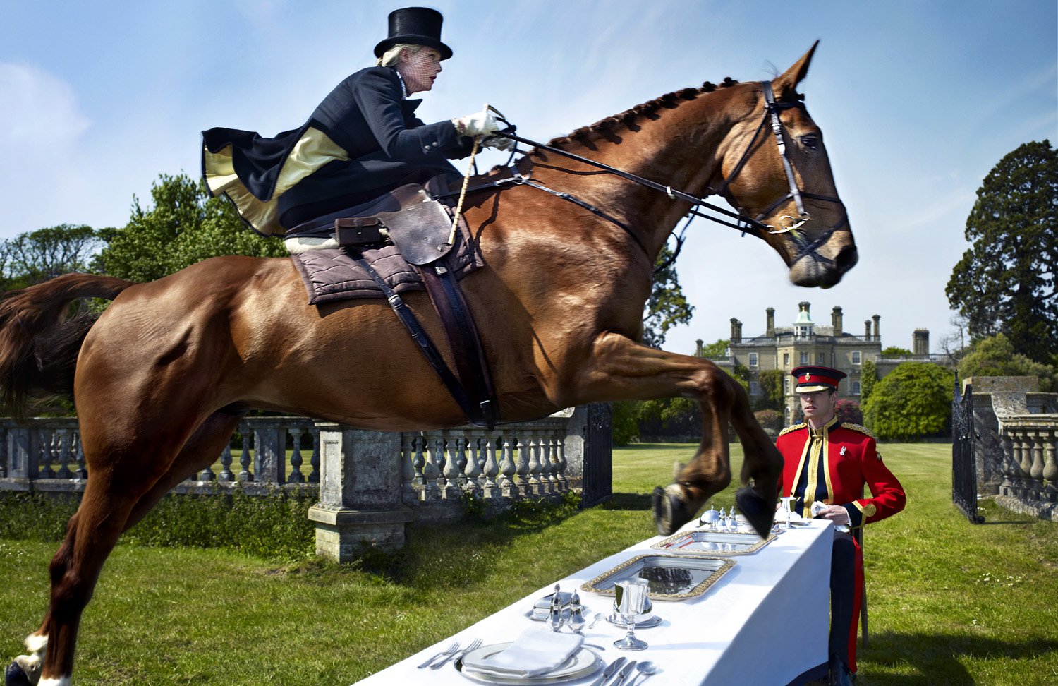 Shot_002_ 21071_Philippa_Holland copy.jpg