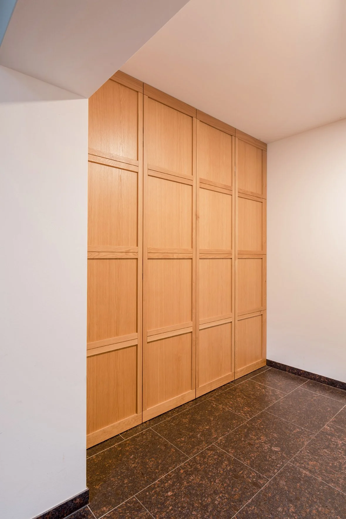 Flurgestaltung_begehbare_Gaderobe (1).jpg