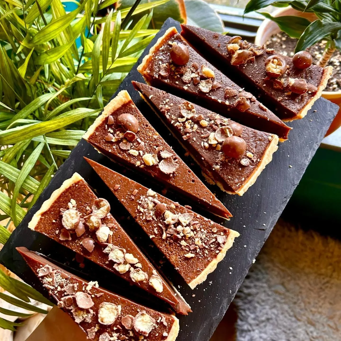 Malted milk chocolate tart - soooooo velvety! Who doesn't love silky chocolate?!