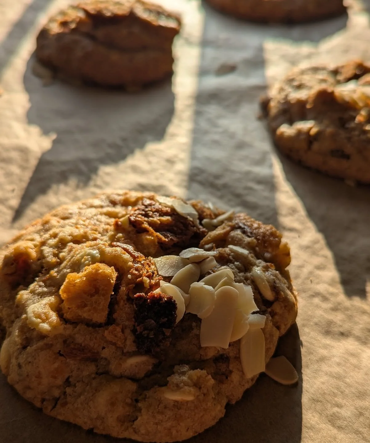 Coooooookies! We LOVE our cookies here at BB&amp;B - that's why we have 3 varieties on the counter today. Almond croissant ☝️, triple chocolate and oaty sultana! 🔥🫶