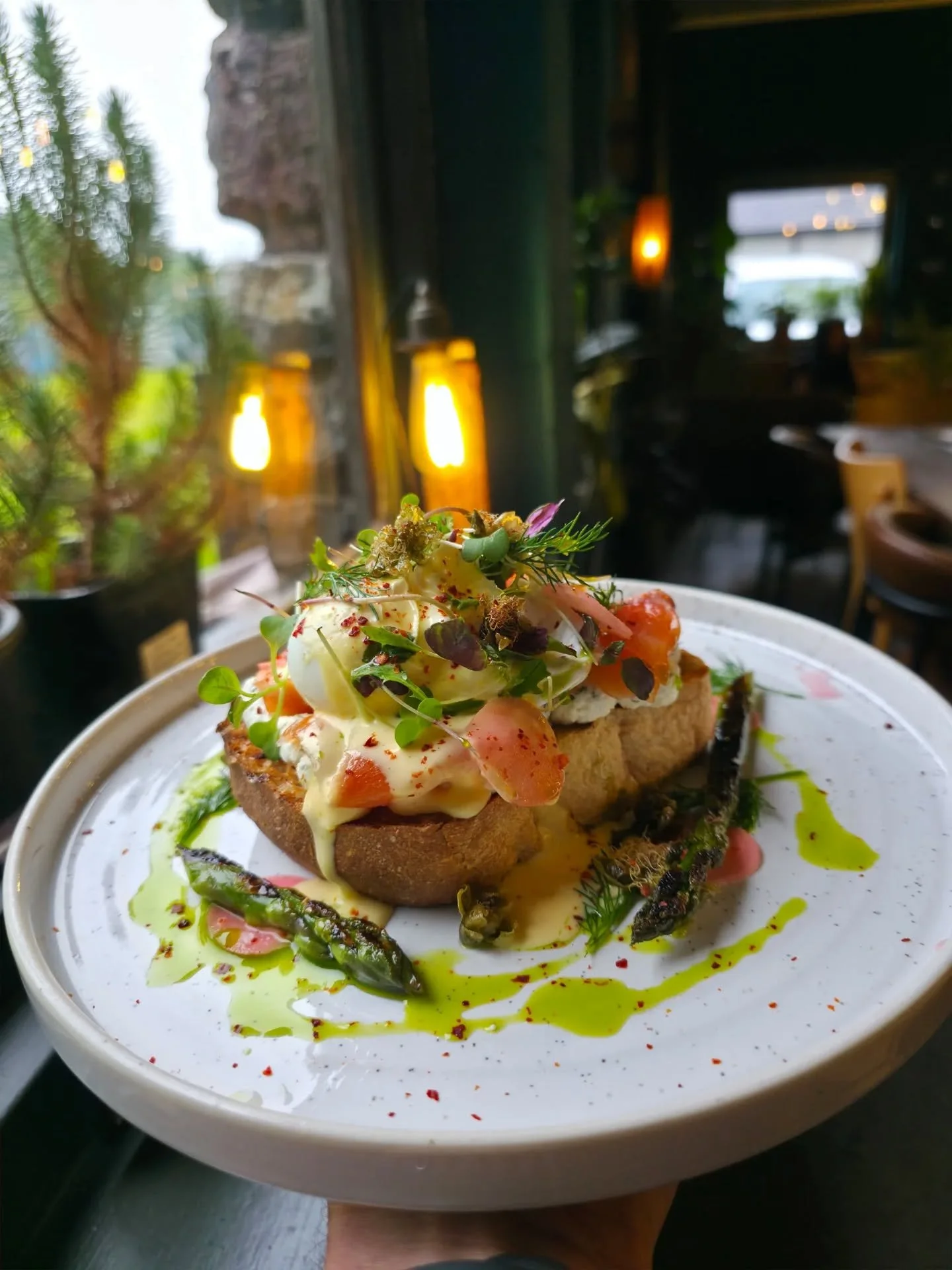 New little brunch special today: Smoked salmon and poached eggs on toast- with dill and caper cream cheese, British asparagus, hollandaise, crispy capers and a drizzle of chive oil. YUUUUUUM! #brunchgoals #bakerylife