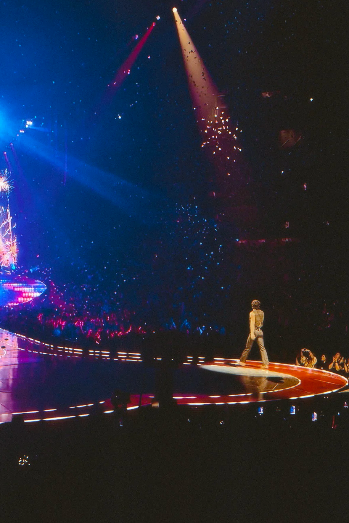 Ending+Confetti.png