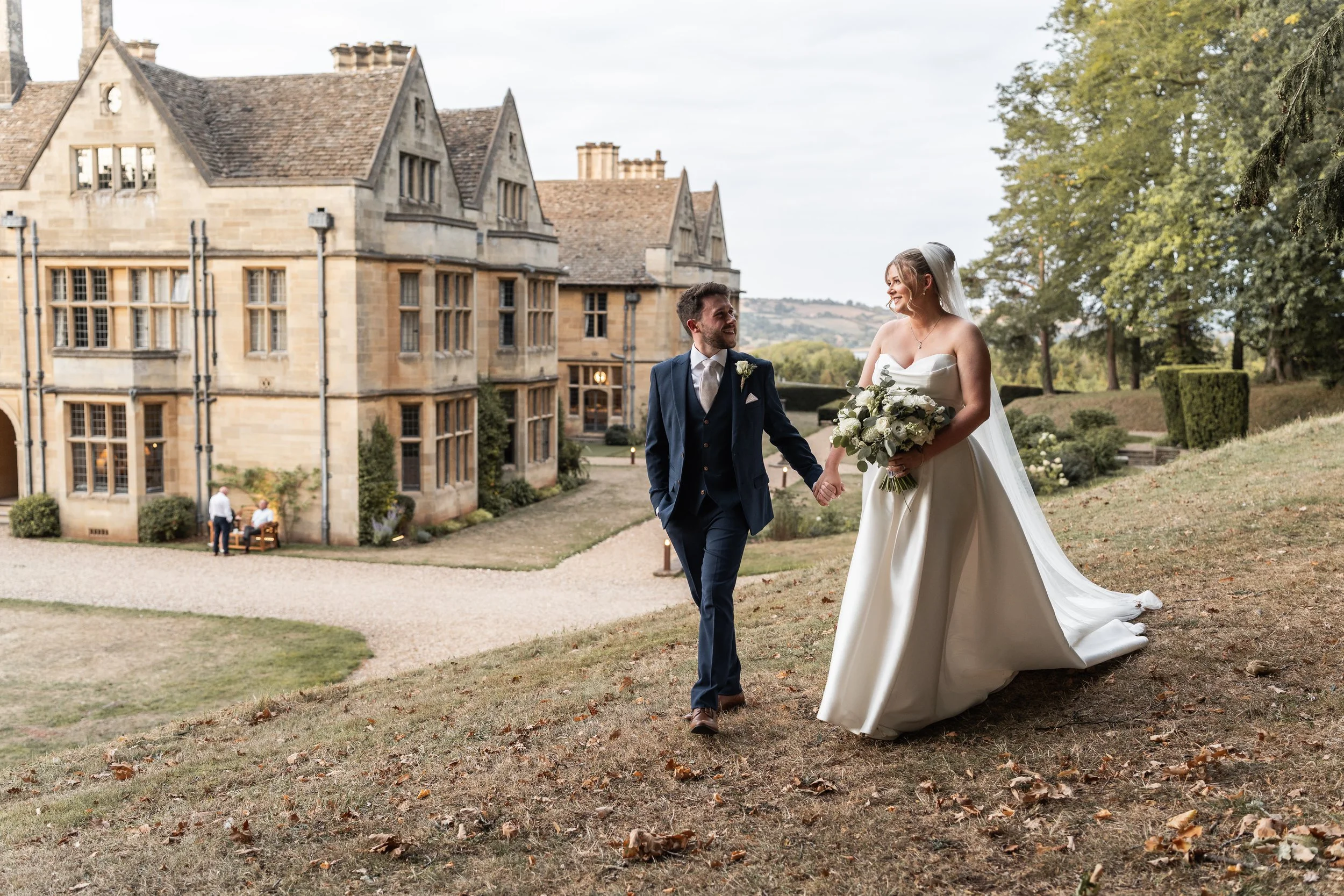Coombe Lodge recommended wedding photographer