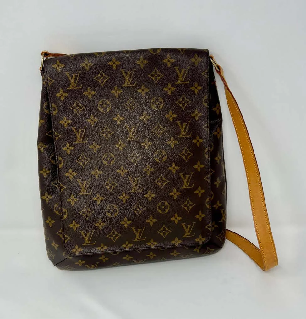 lv-monogram-musette-tango-gm_05.jpeg
