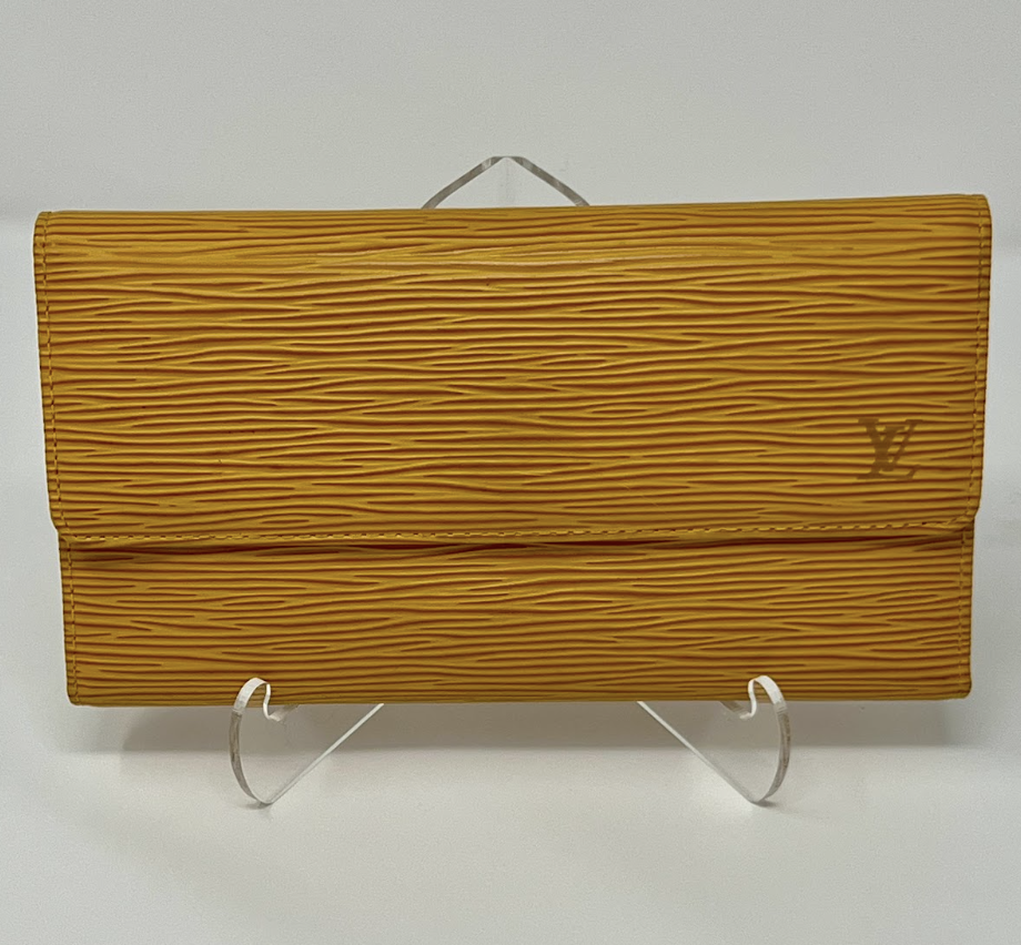 Louis Vuitton Epi Leather Sarah Wallet - Yellow