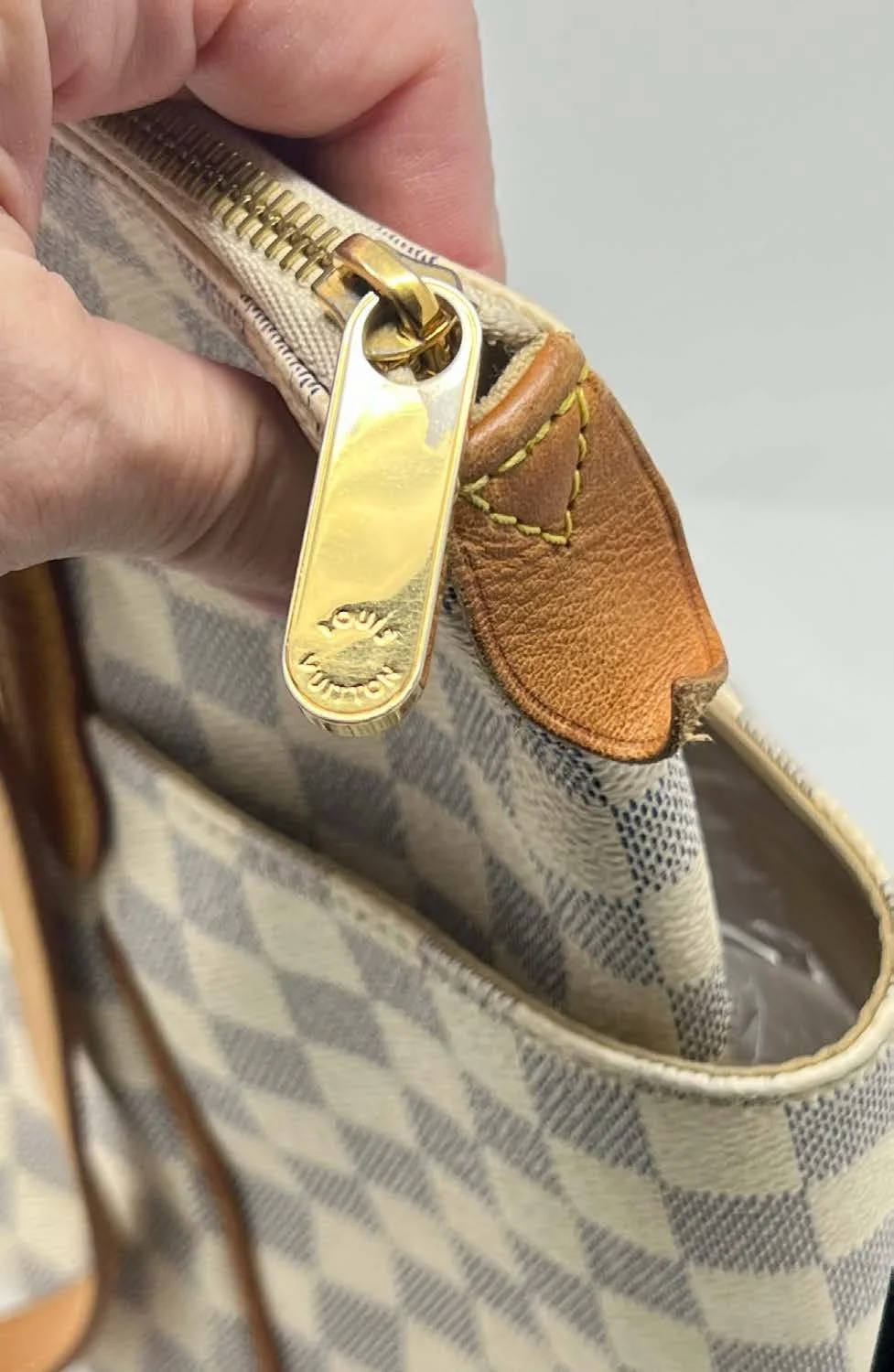 lv-damier-azur-totally-mm-tote_02.jpeg