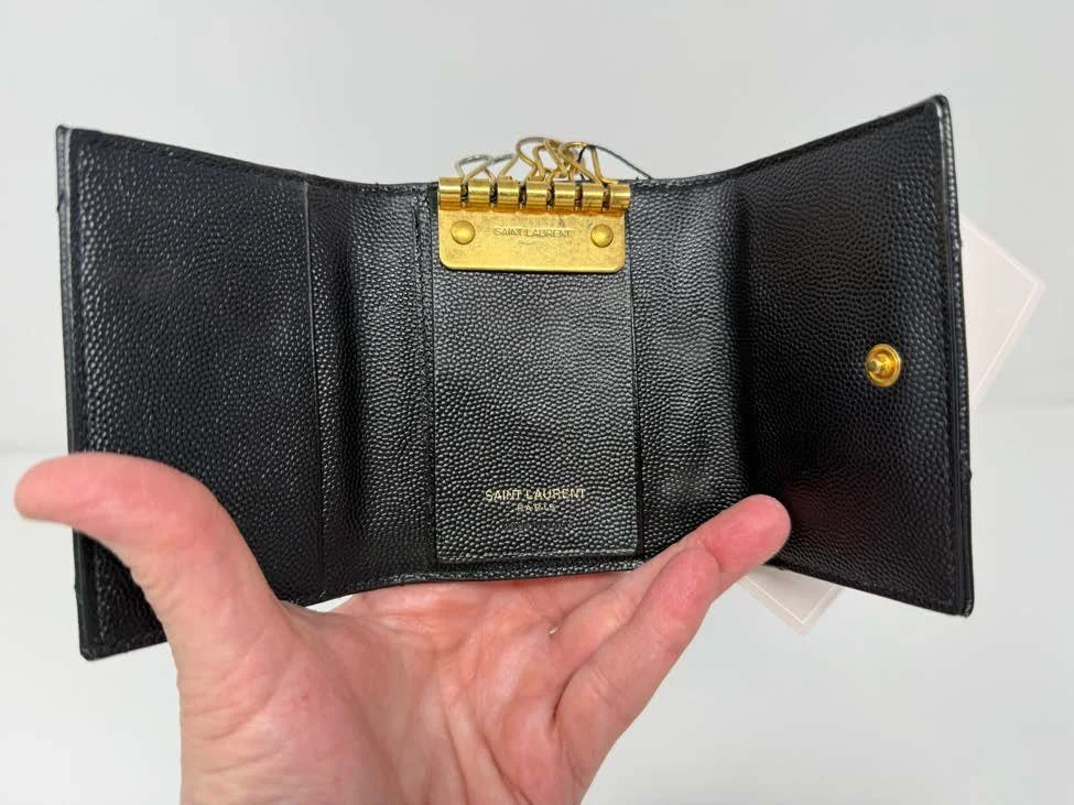 Saint_Laurent_YSL_Monogram_Quilted_Leather_Key_Case_(Black)_2.jpg