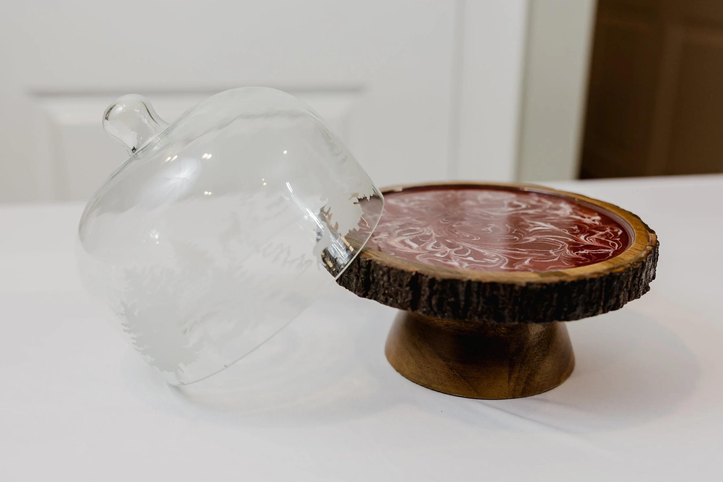 Exquisite Holiday Rustic Cake Stand with Glass Dome