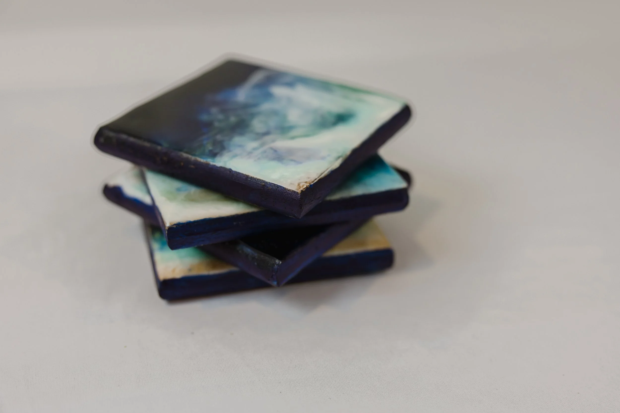 Ocean Elegance Blue Edge Resin Coasters