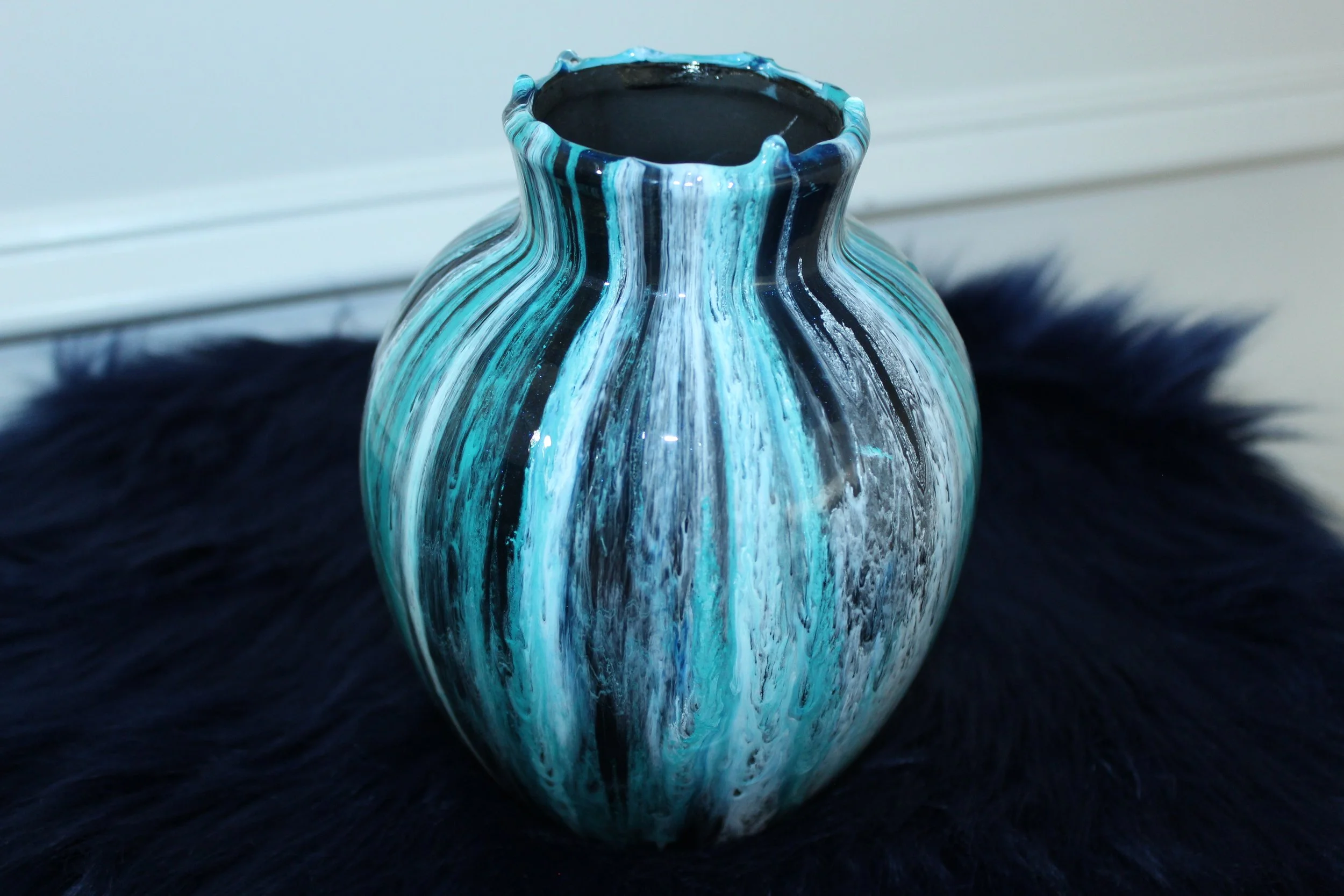 Blue Lagoon Vase3.JPG