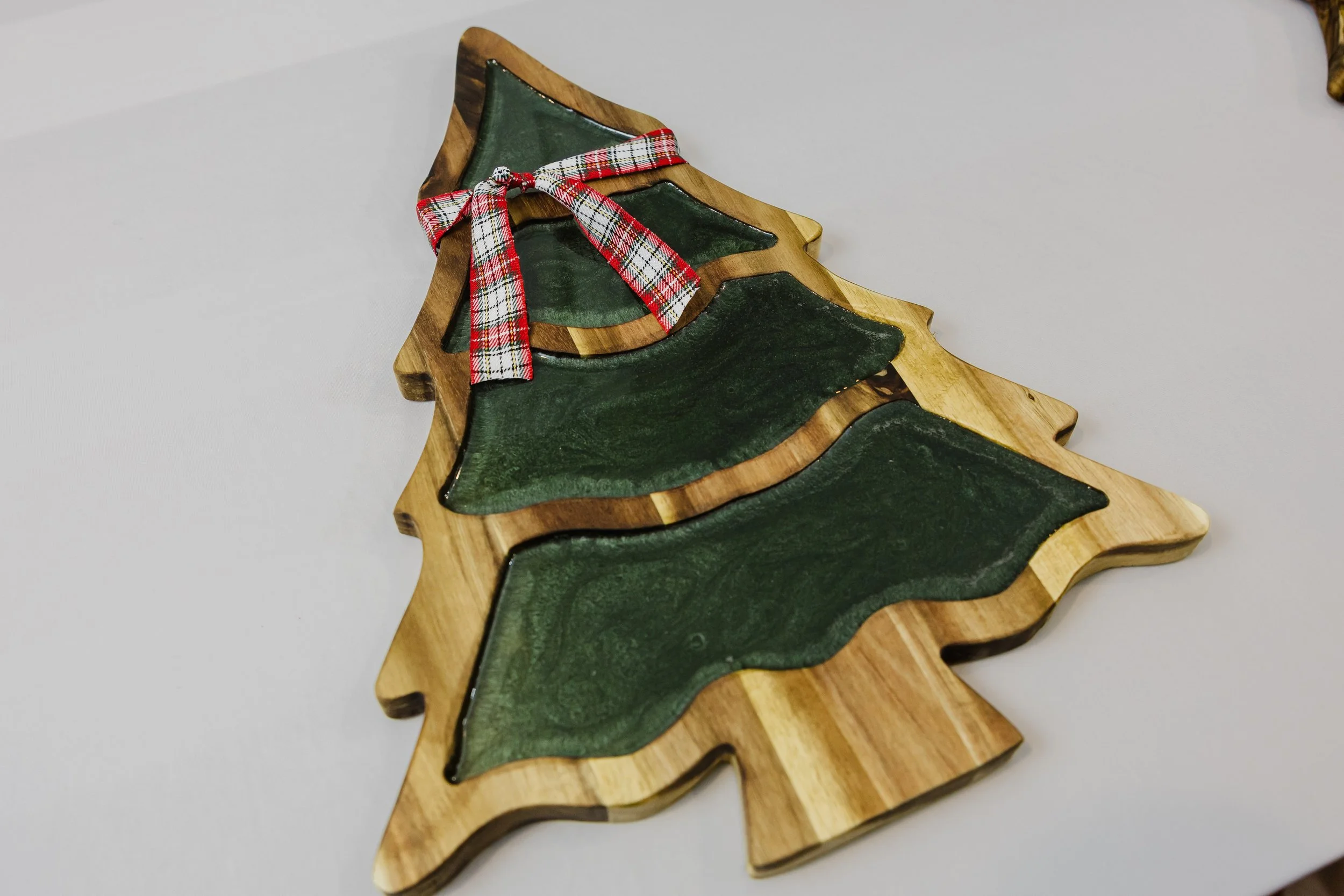 Rustic Christmas Tree Serving Tray - All Green