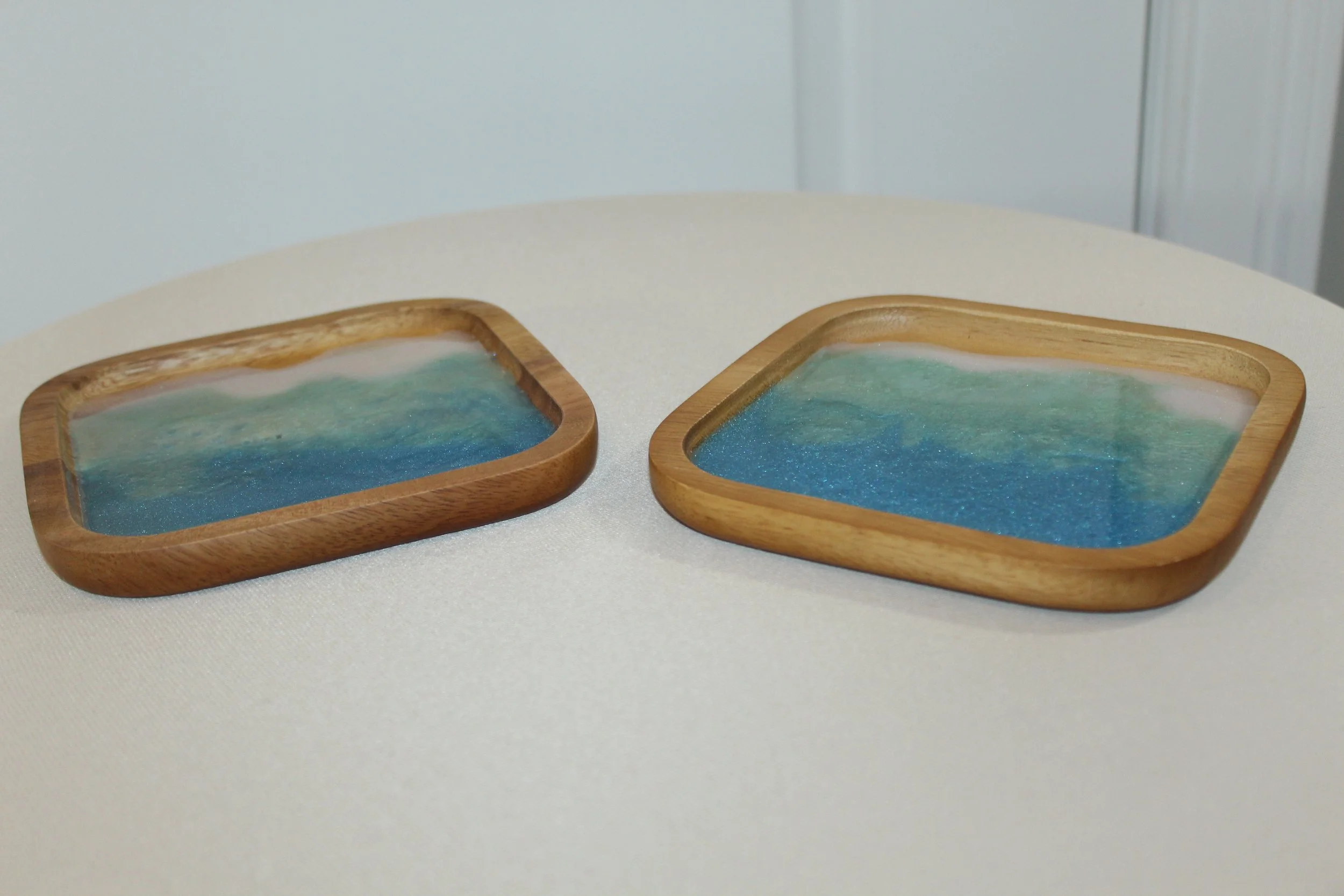 Mini Square Ocean Wave Resin Tray - Light Blue and Green