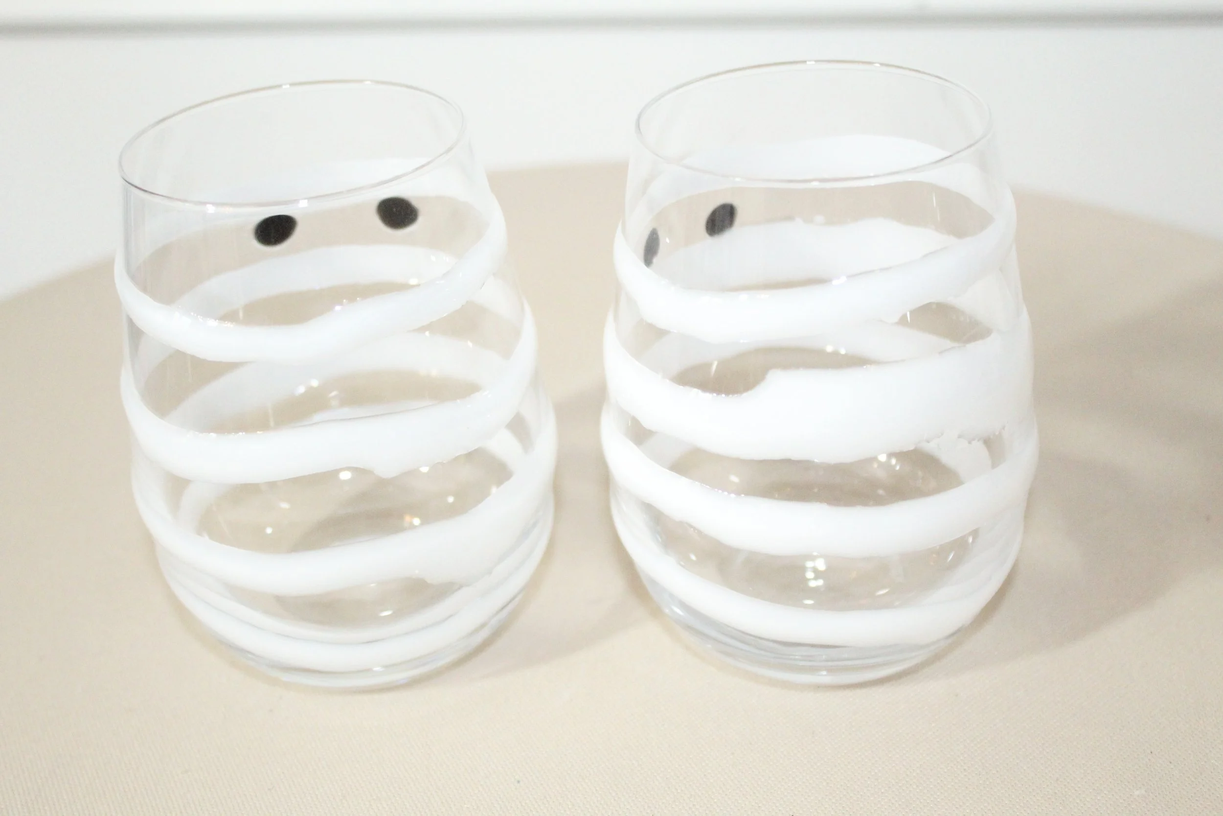 Spooktacular Mummy Stemless Glass3.JPG