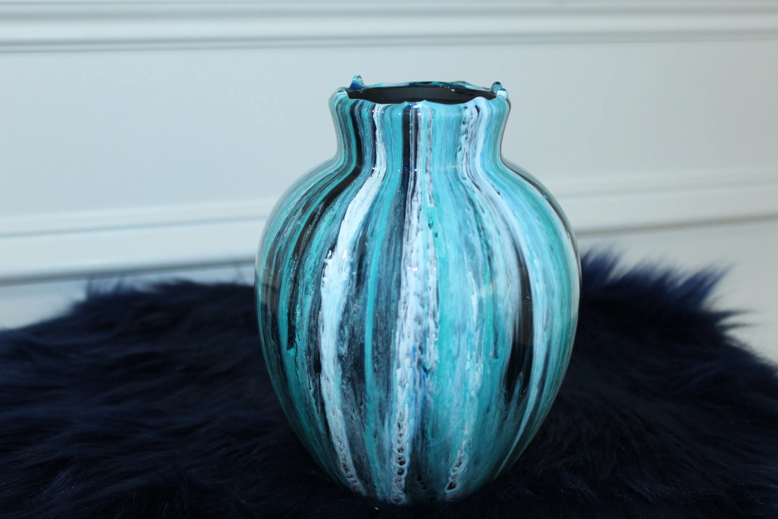Blue Lagoon Vase4.JPG