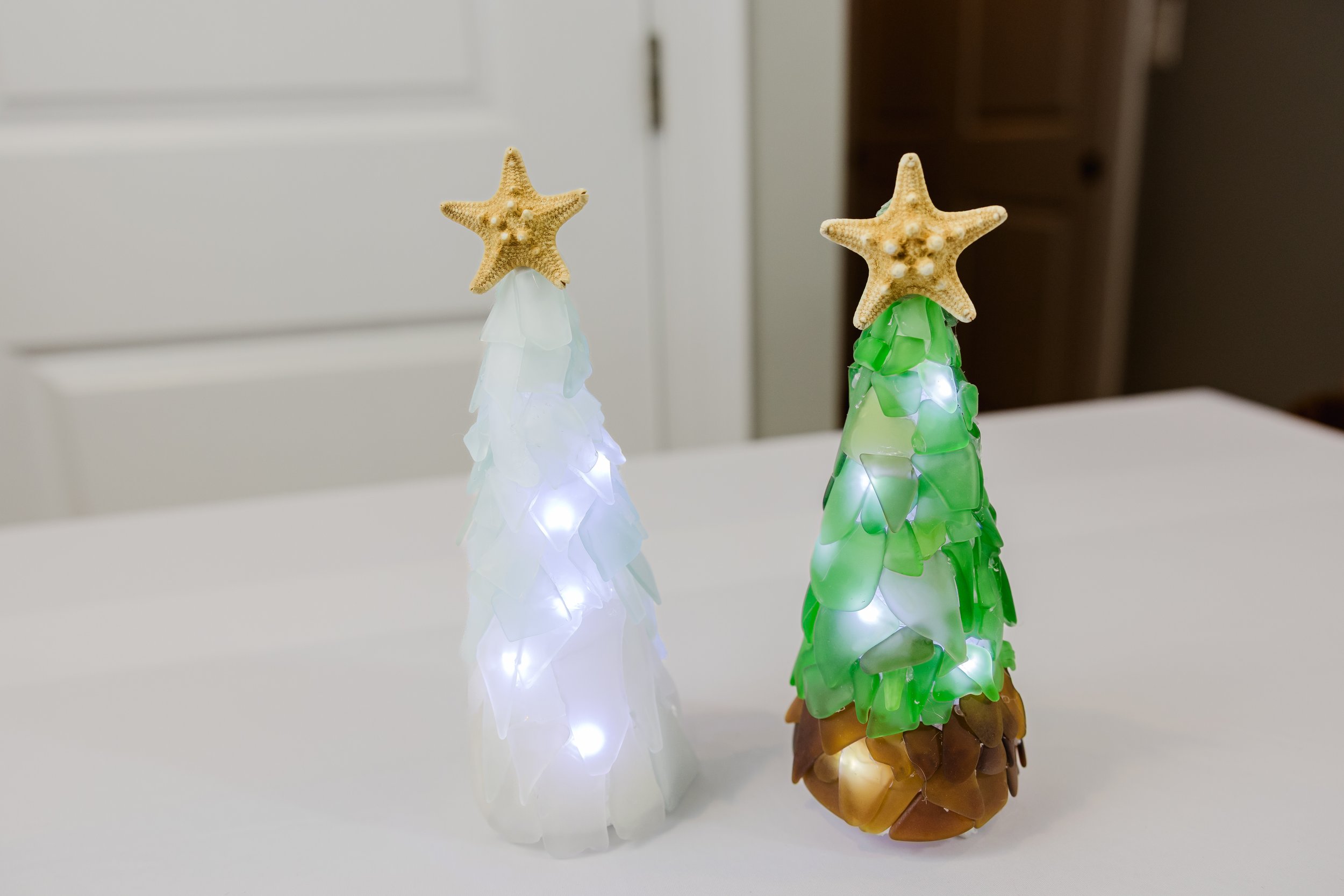 Seaglass_xmastreesgreenandwhiteIMG_0616_1.jpg