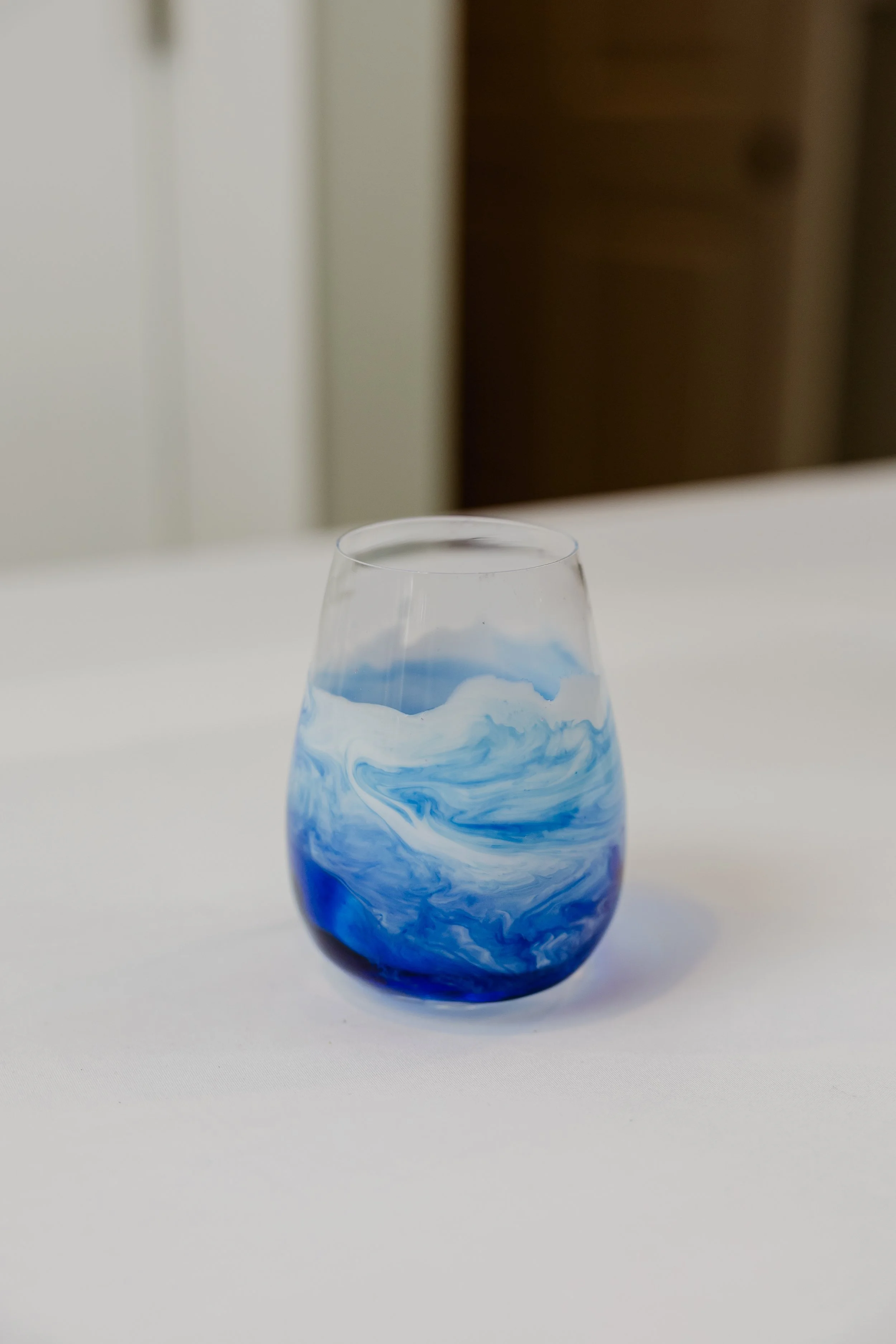 Steamlesswineglasswavesideview1.jpg