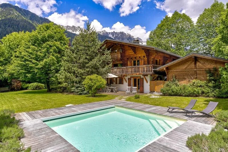 We&rsquo;re staying at Chalet Sauberands for our September retreat; peaceful, elegant, and finished in a clean contemporary alpine style, with easy access to town.

September is perfect in the valley; the crowds ease off, everything feels calmer, and
