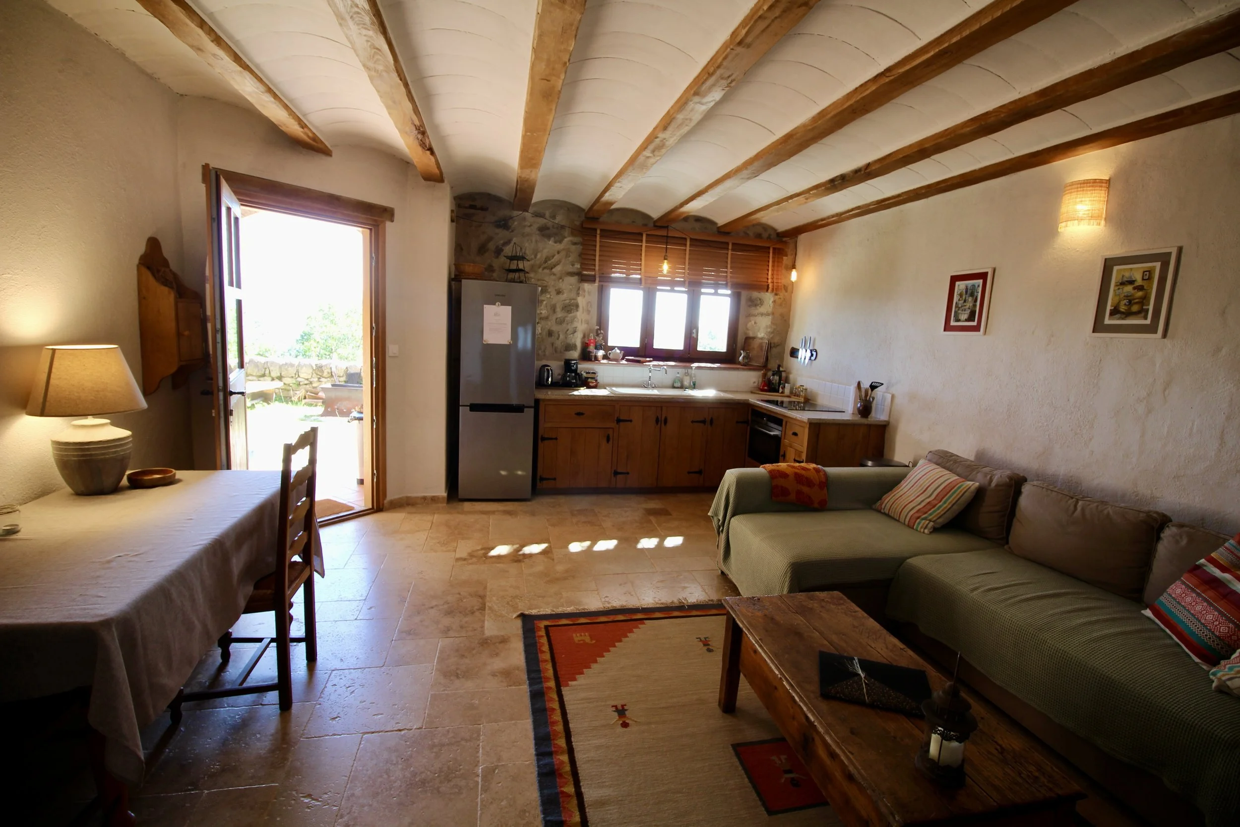 Noisette Lounge.JPG