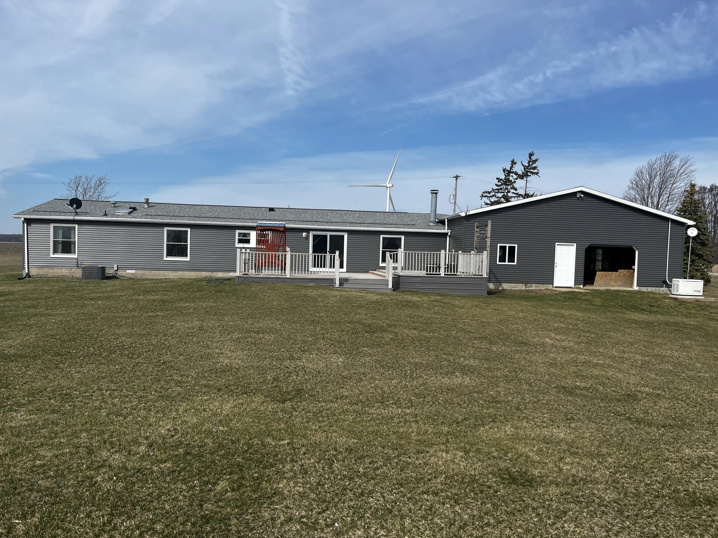 Siding Installation in Ithaca, Michigan | Lowe Maintenance LLC