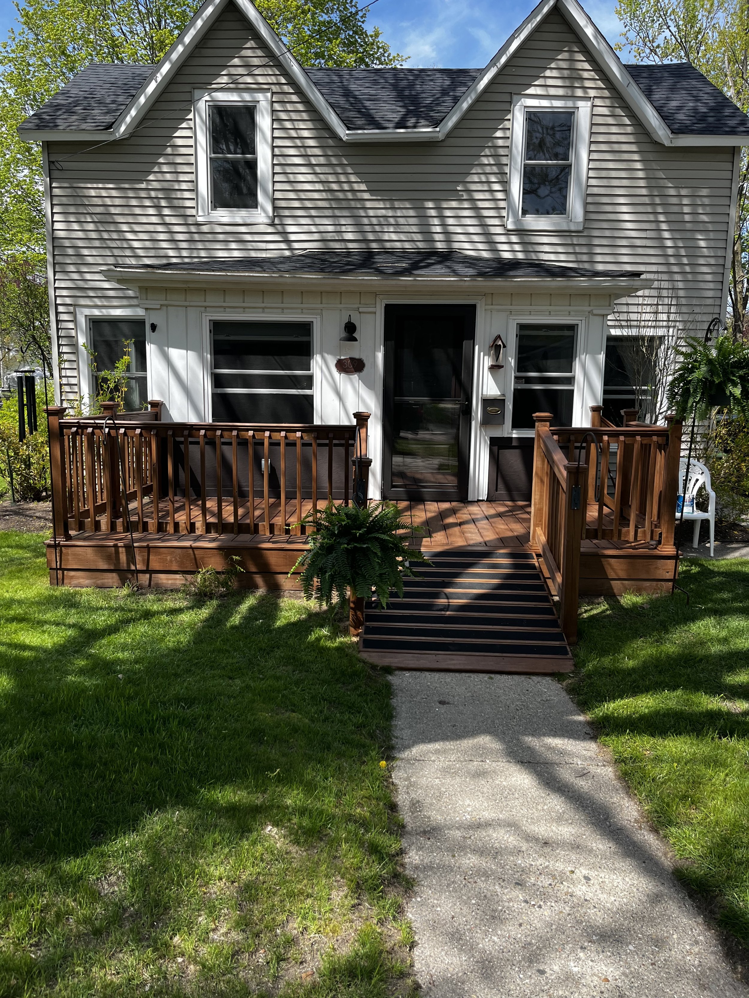 Deck Staining in Mount Pleasant, Michigan 48858 | Lowe Maintenance LLC