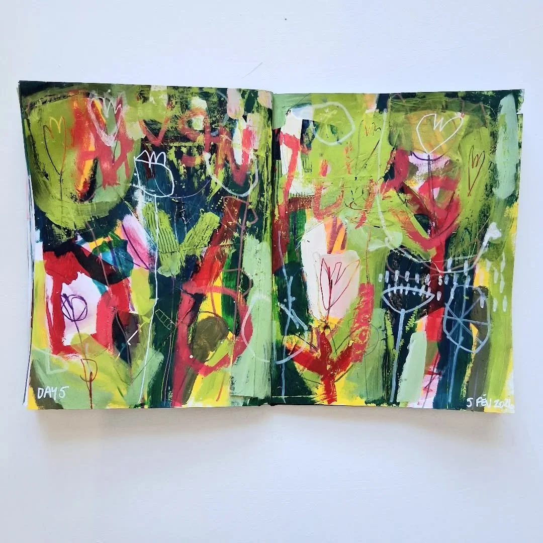 Sketchbook de la journ&eacute;e, day 5

Je me sentais pr&ecirc;te &agrave; commencer ma journ&eacute;e dans mon atelier, pr&ecirc;te &agrave; continuer plusieurs tableaux d&eacute;j&agrave; entam&eacute;s.

En premier, pour me r&eacute;chauffer, j'ai