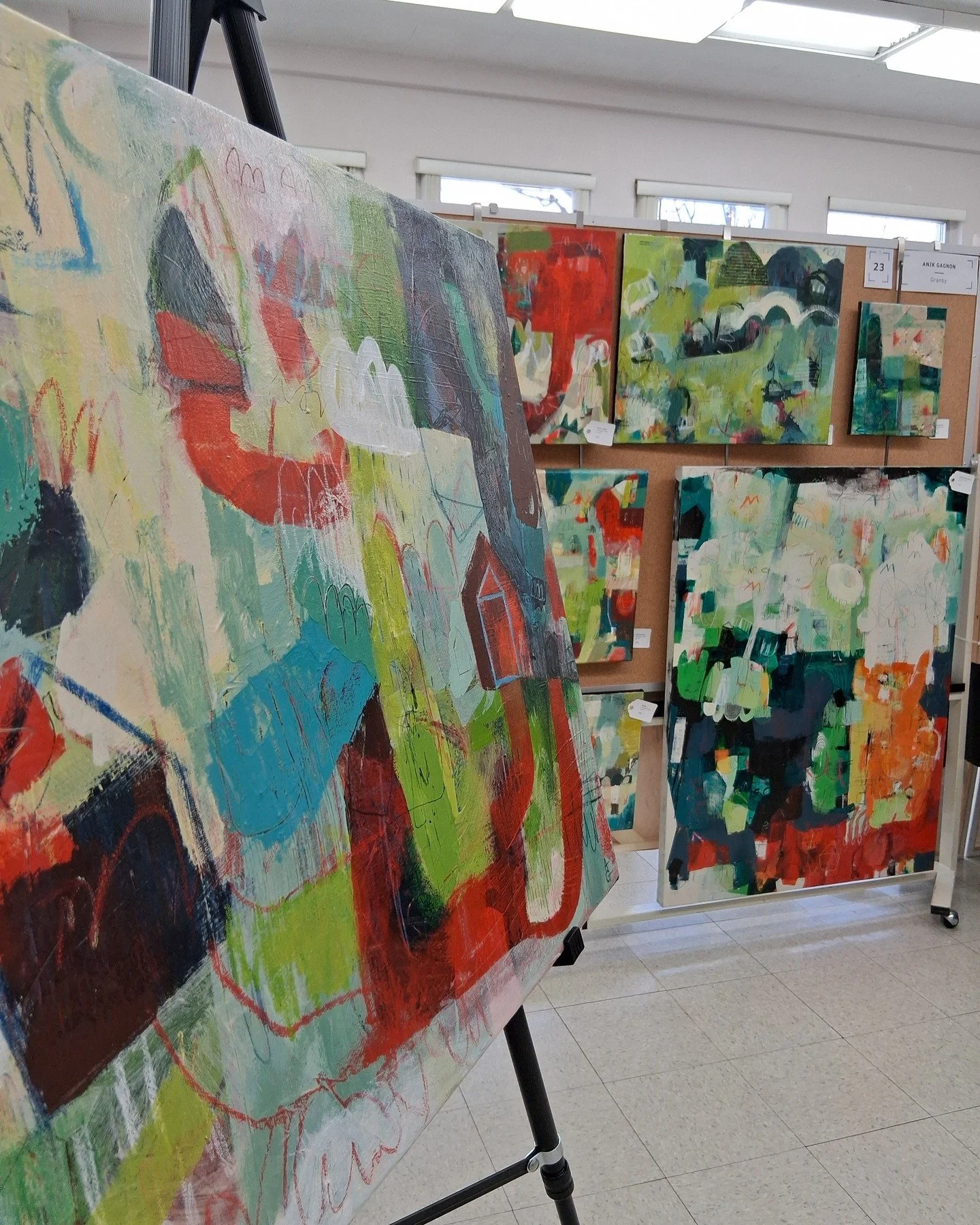 Sympo de peinture de Thetford

J'ai pass&eacute; une agr&eacute;able fin de semaine en bonne compagnie!
Le beau temps rendait tout le monde de bonne humeur. 
J'ai d&eacute;couvert des artistes tellement talentueux.euses pis en plus, sympathiques! 
Me