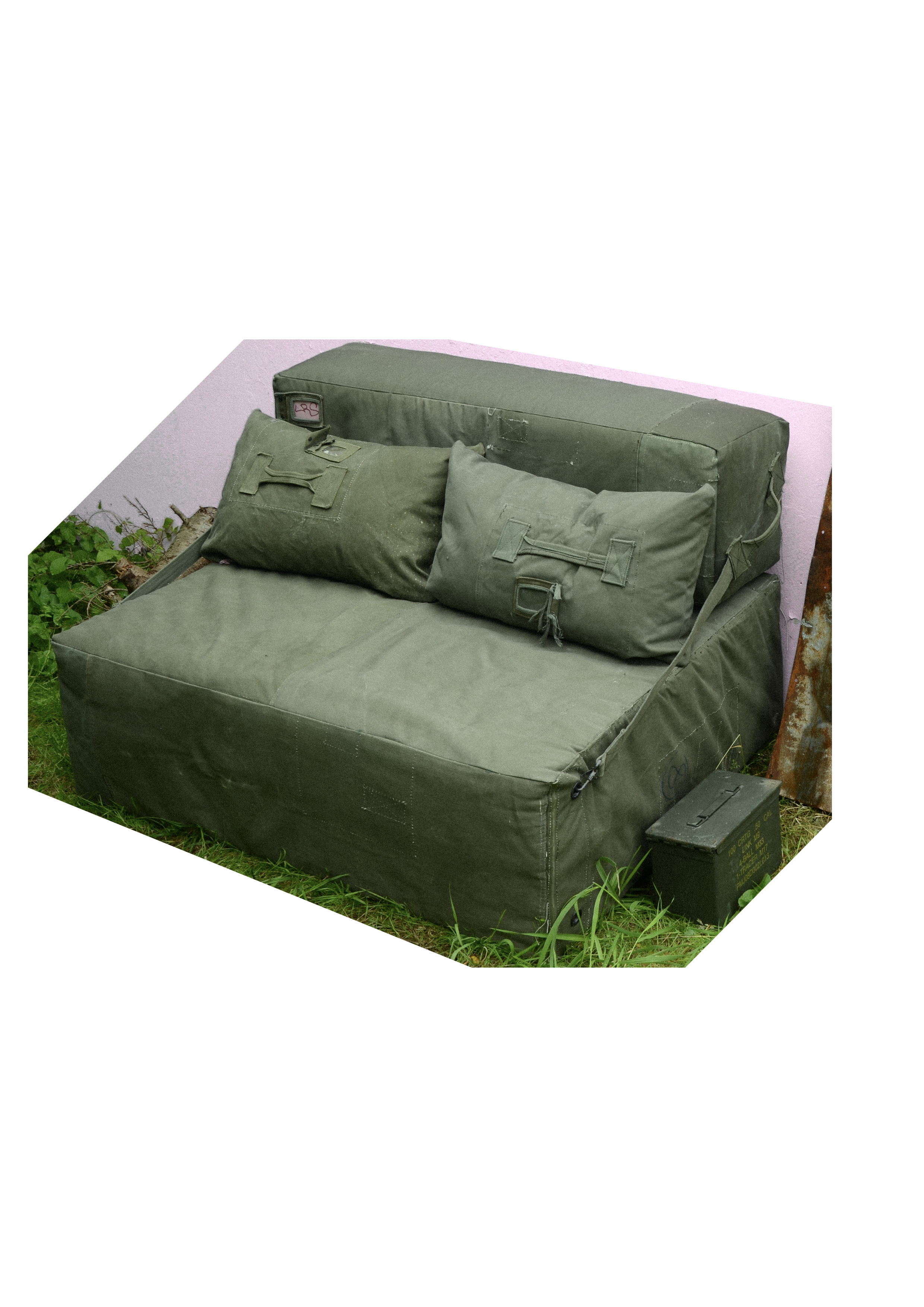 couch_2_web.png