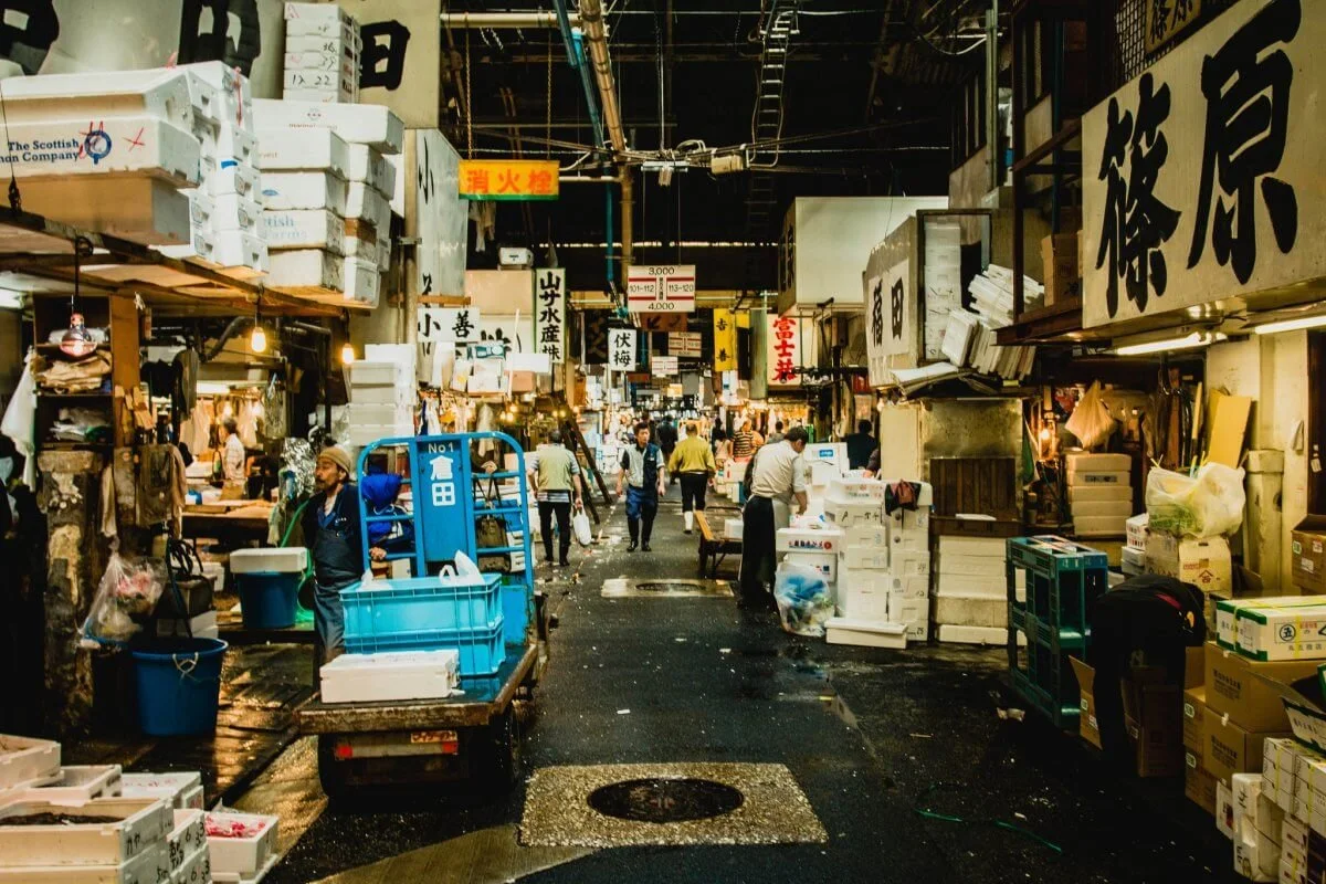 Japan's fish market selling fish, shellfish, and other fresh seafood.