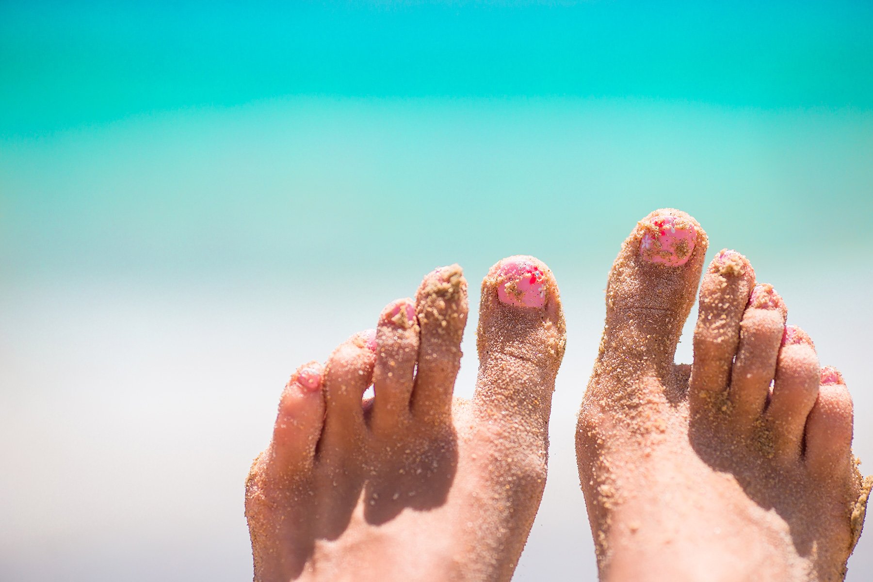 Summer Foot Health: Managing Plantar Warts and Athlete’s Foot with a Podiatrist in Delray Beach