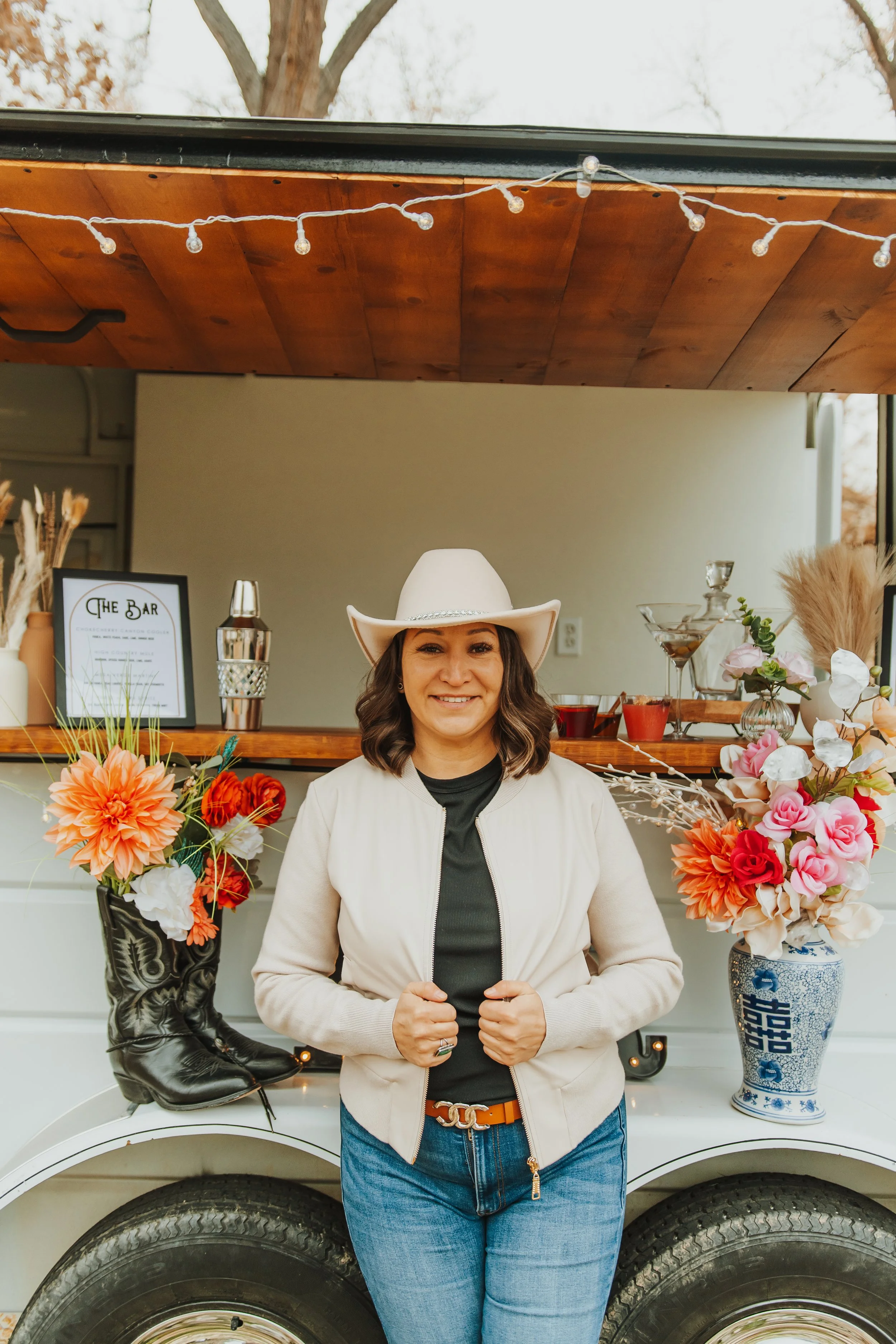 Country Roads and cocktails bartender