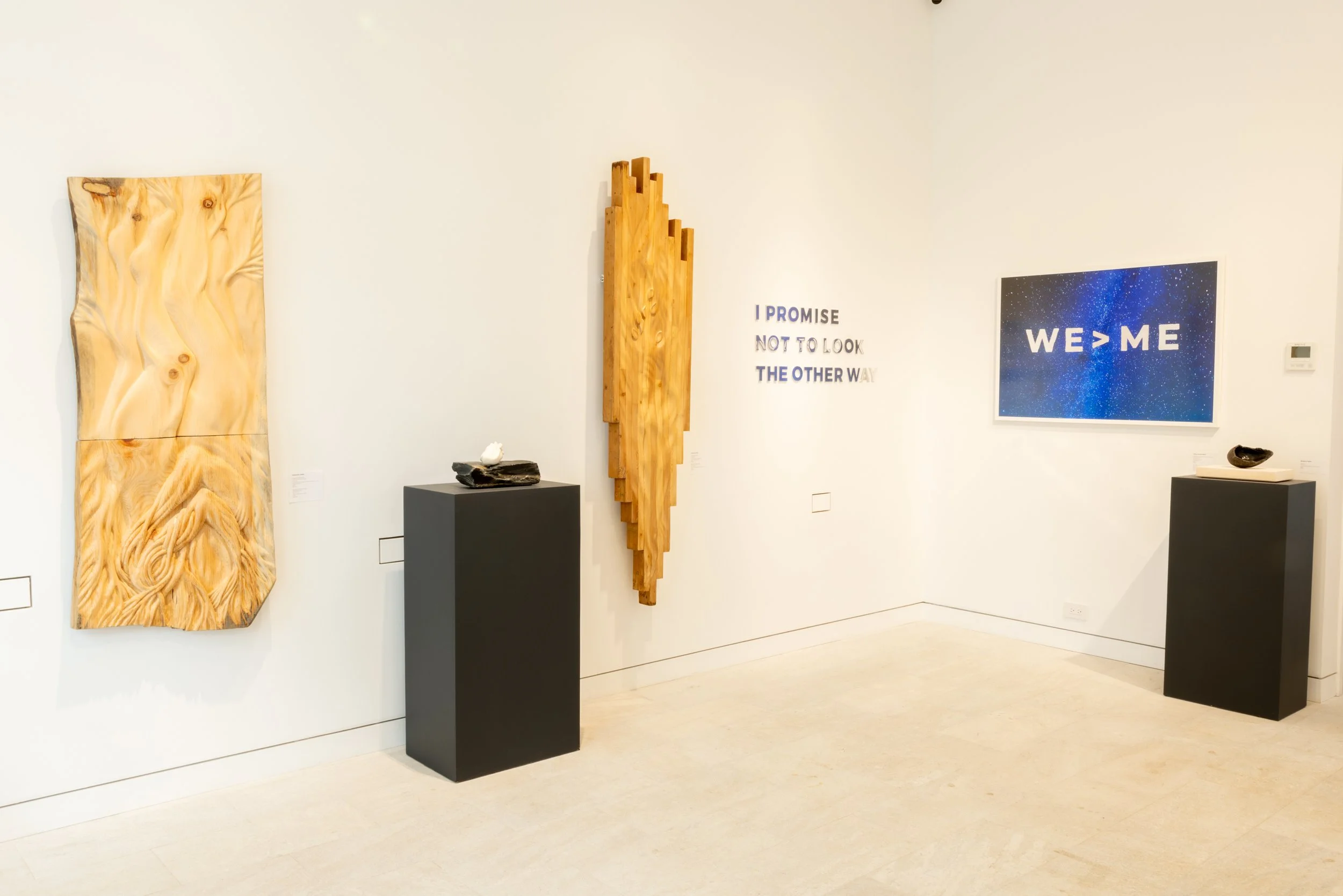 Sunlight in our clean, gallery-inspired Brooklyn event venue