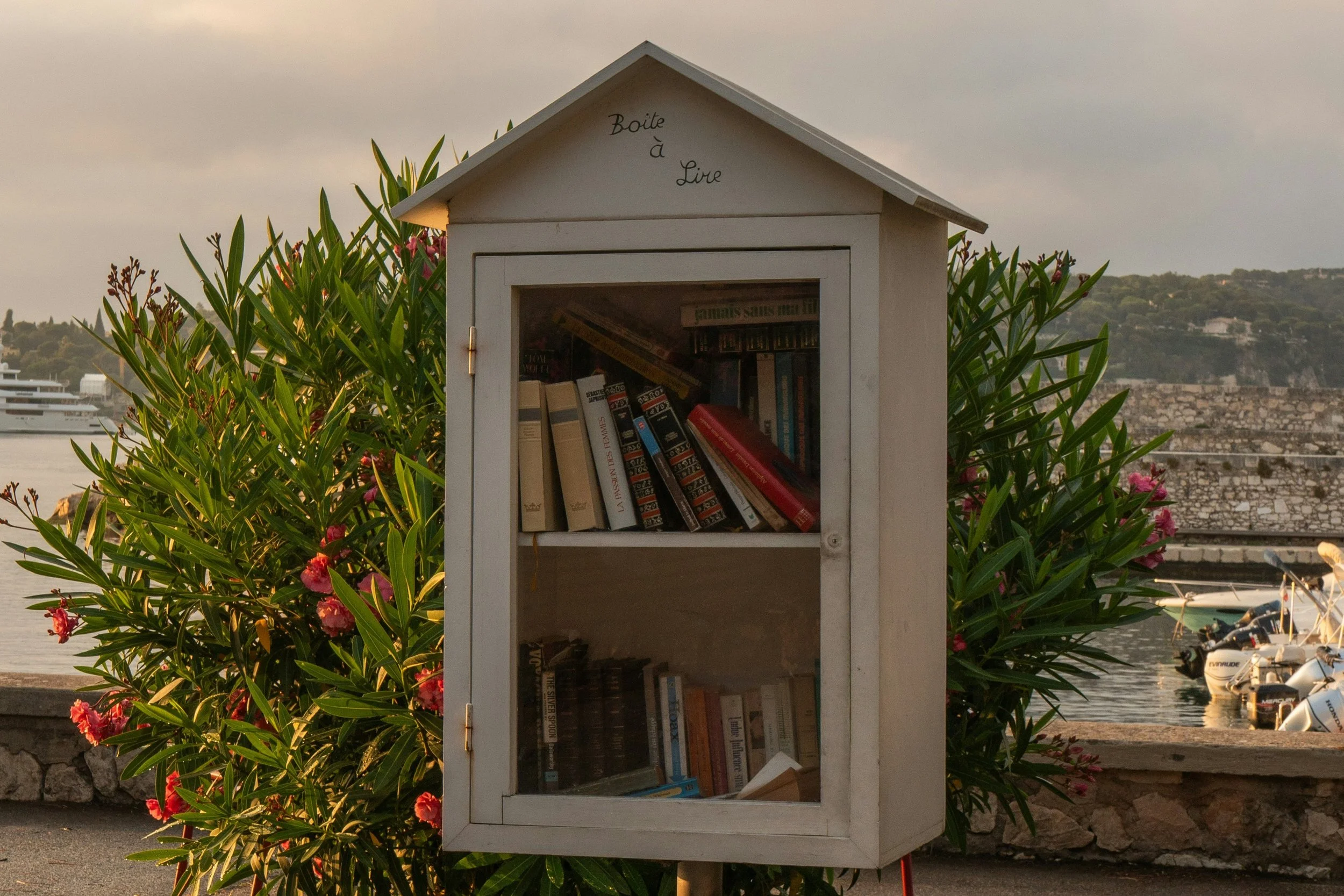 Blogbeitrag #15: So wirst du deine aussortierten Dinge los – Teil 2: Tauschen, spenden und verschenken