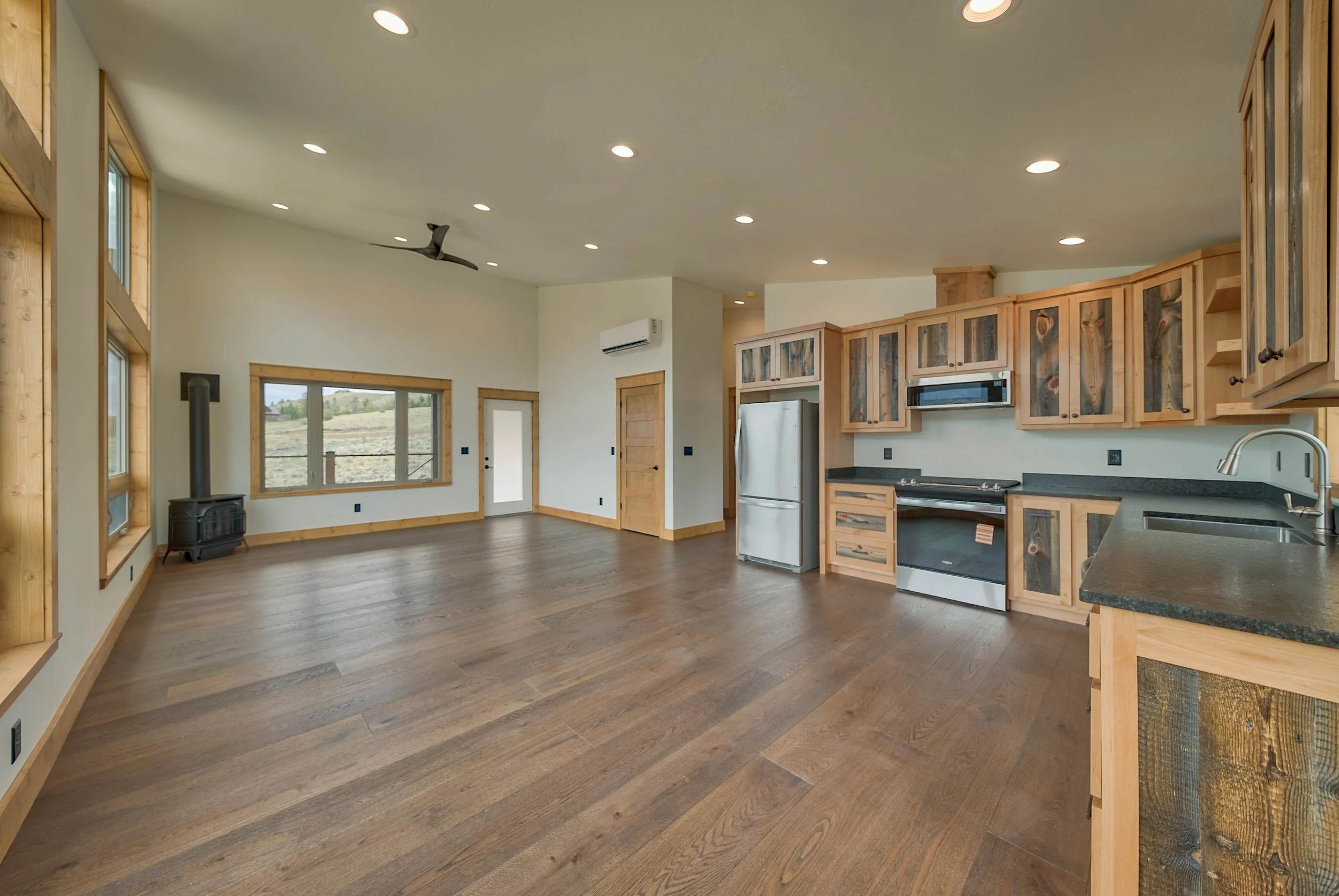 Living - Kitchen-2.jpg