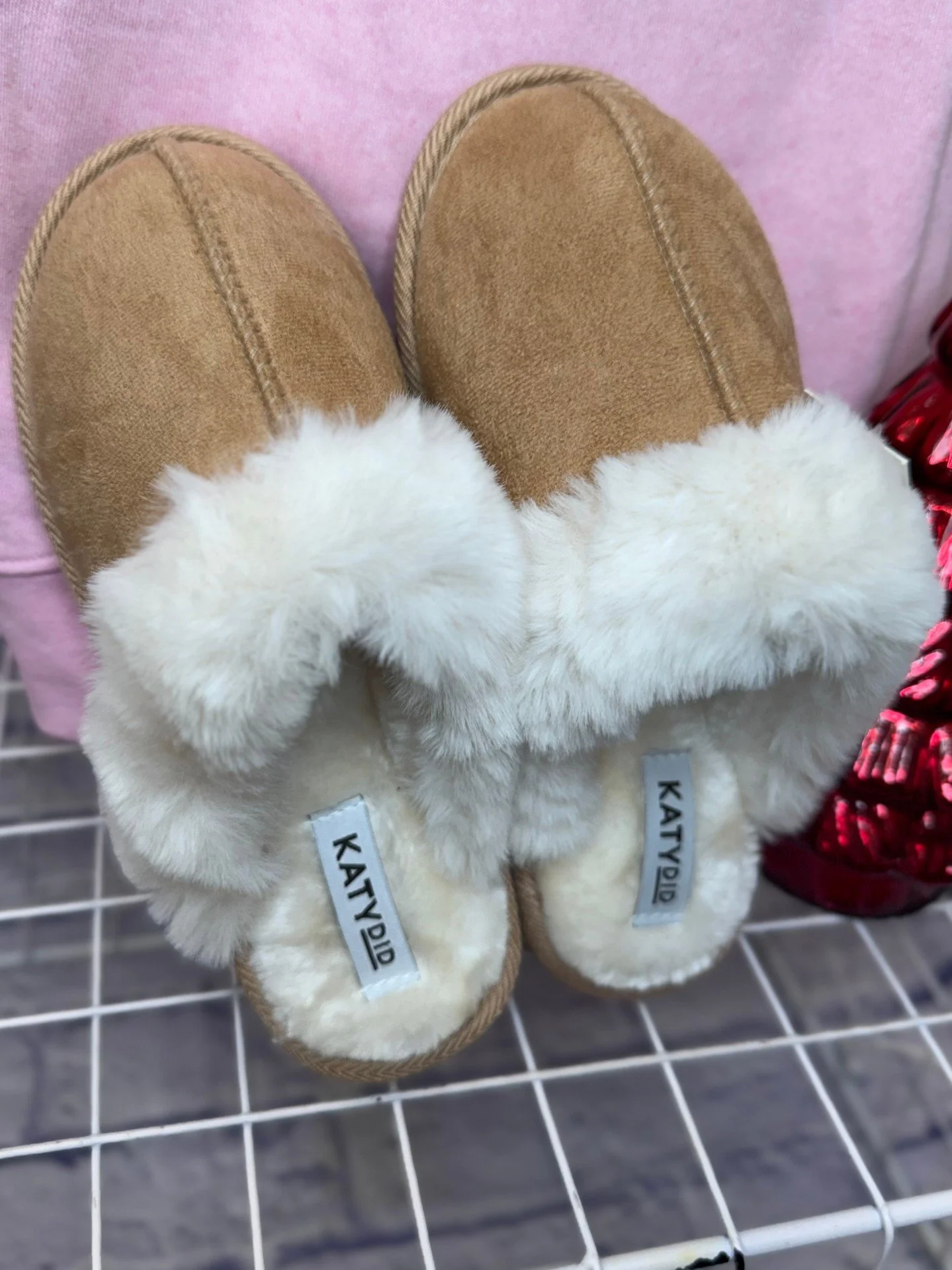 So many cute new arrivals! 🤩🩷🎄🎅🏼 

Come shop with us! 🛍️