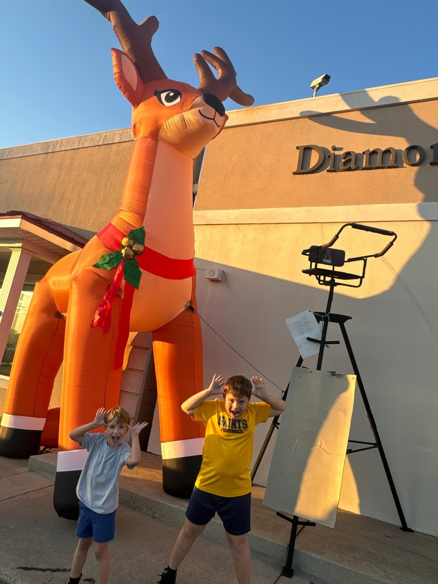 Holiday Open House is officially underway! and our special guest might just be the biggest buck in Butler 😉🦌🎄
Come shop, sip, and kick off the season with us!❤️🎄✨

Complimentary gift wrapping with your purchase! 🎁
And remember with a purchase, p