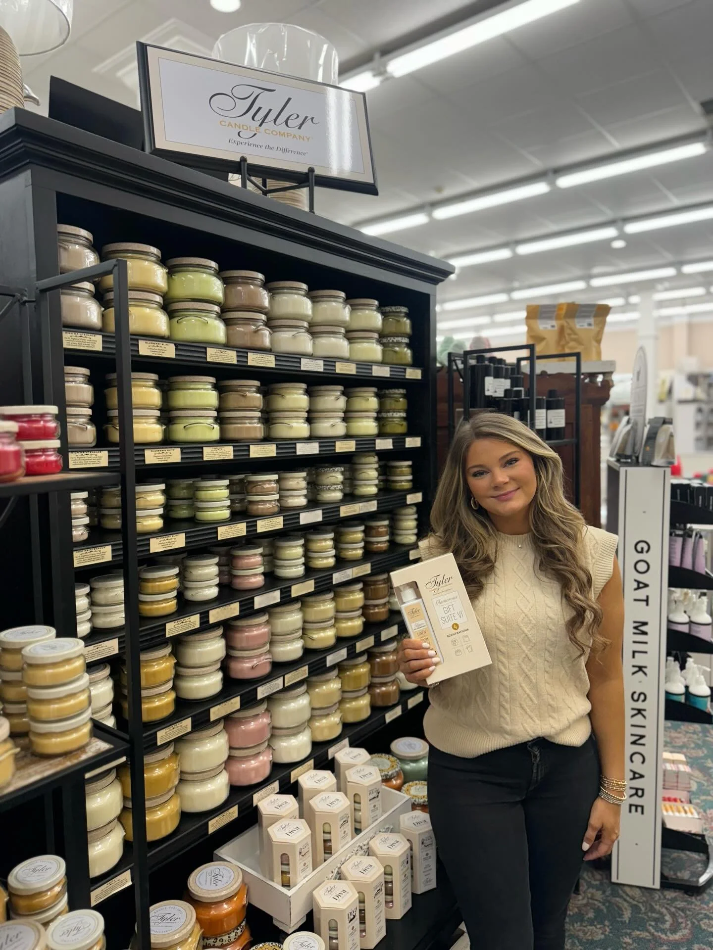 ✨ The perfect gift is HERE! ✨
Our Tyler Candle Company Gift Set is now available for $31.00.
A great pick for teachers, coworkers, friends, or a little treat for yourself! 💛
Come shop the full Tyler collection at Village Jewelry &amp; Sports!