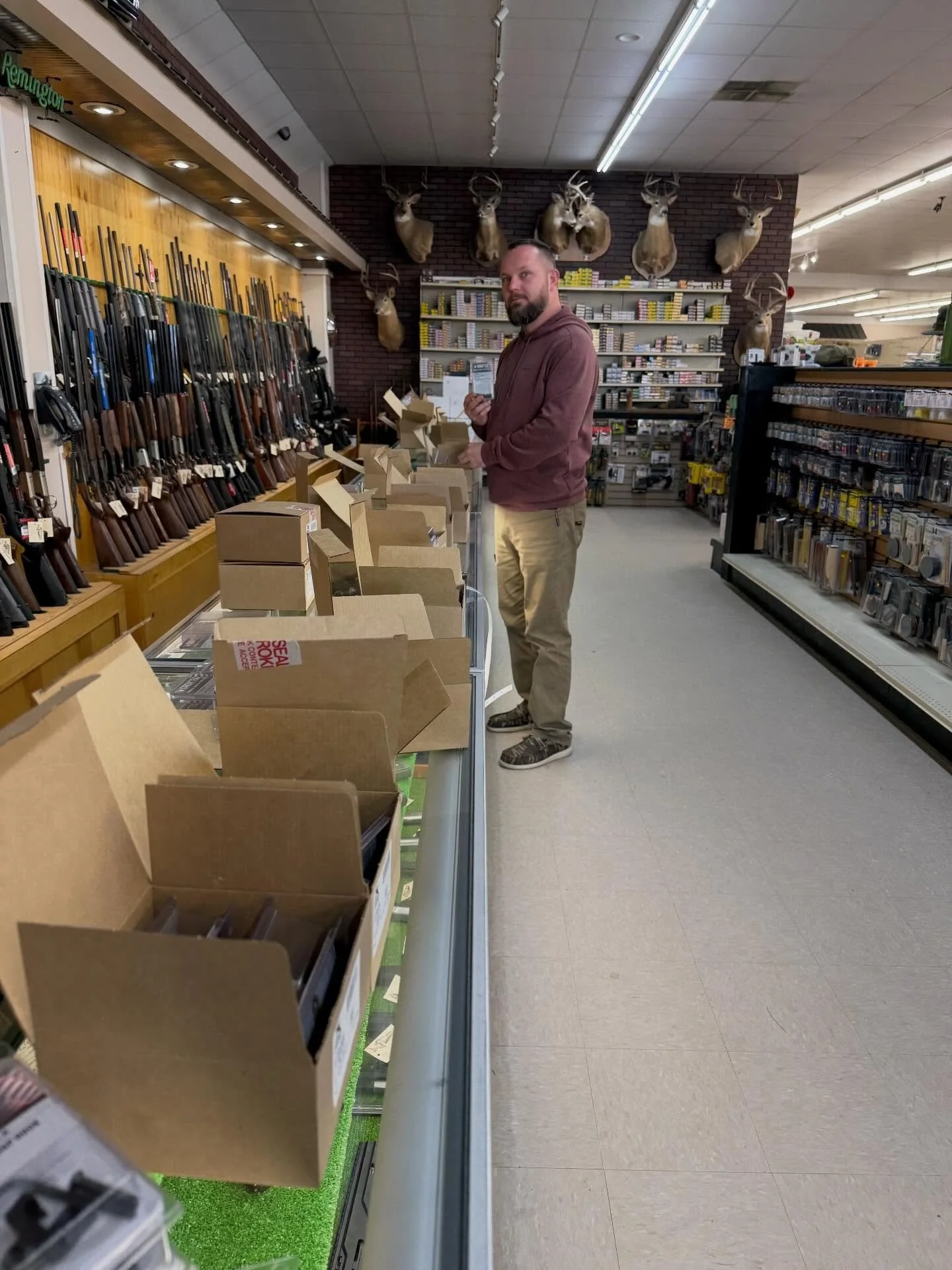 New 💥 ACCESSORIES are HERE!!!!!
Fresh shipment just hit the counter 👏
Come see us!😎